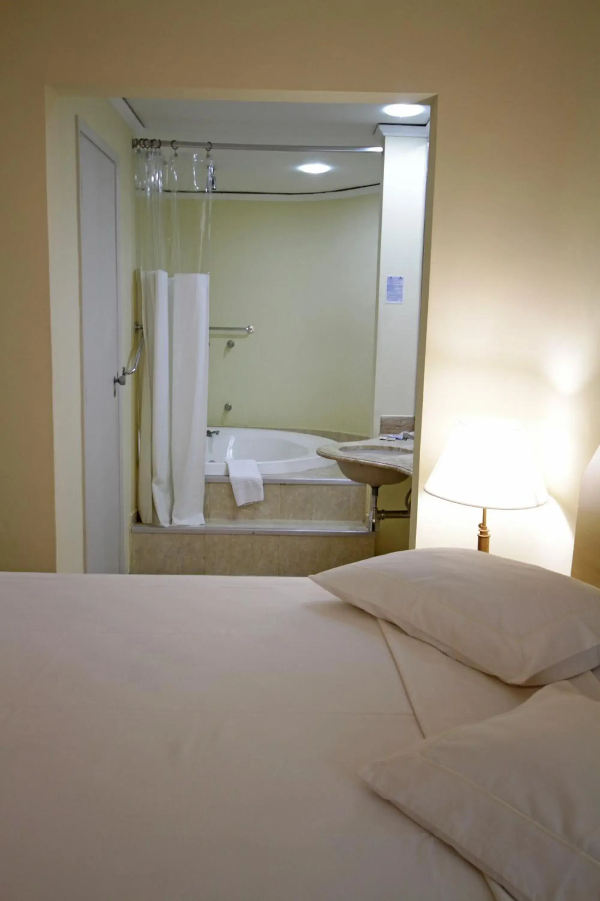 Bathroom, Bed in San Michel Hotel