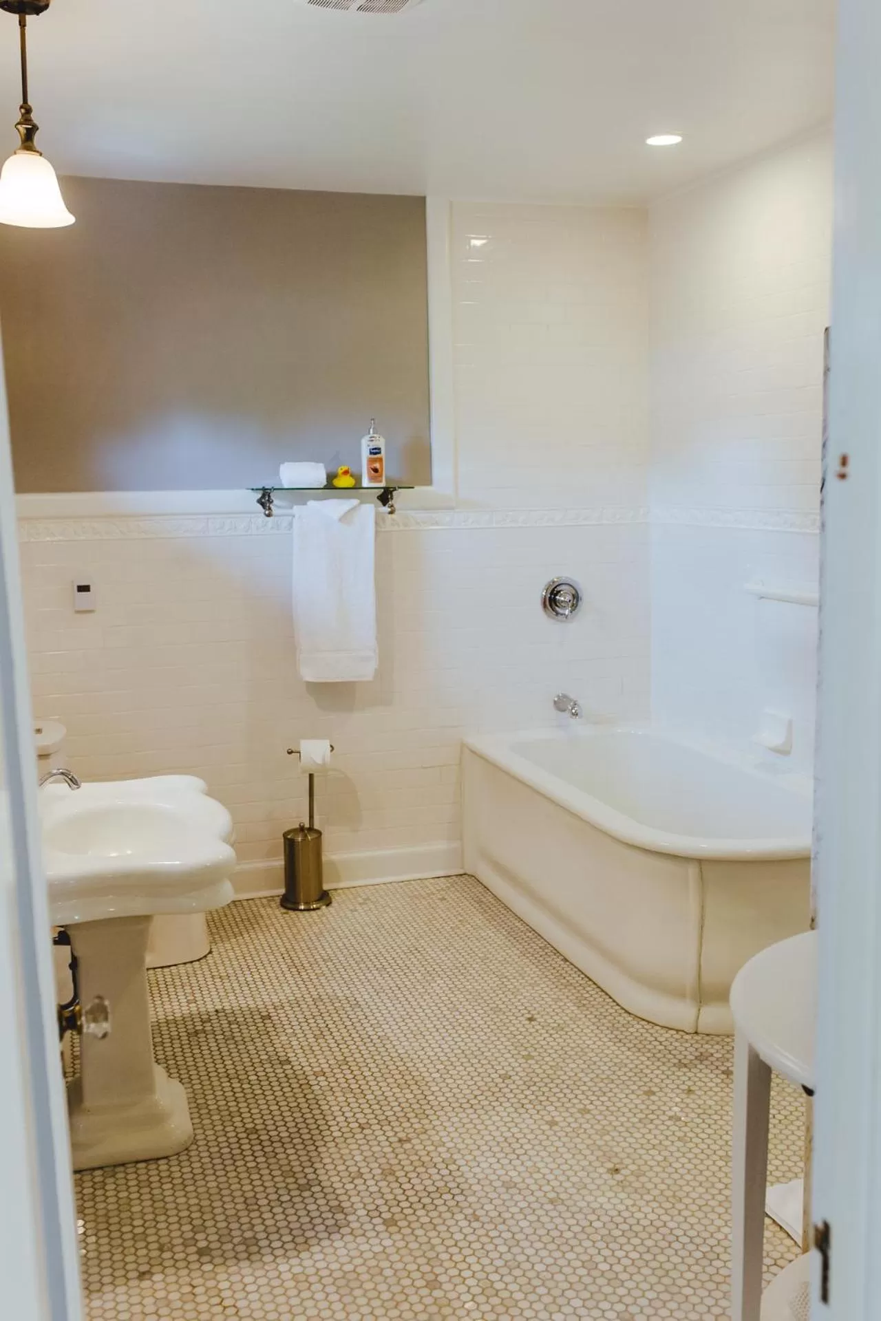 Bathroom in Leonard at Logan House