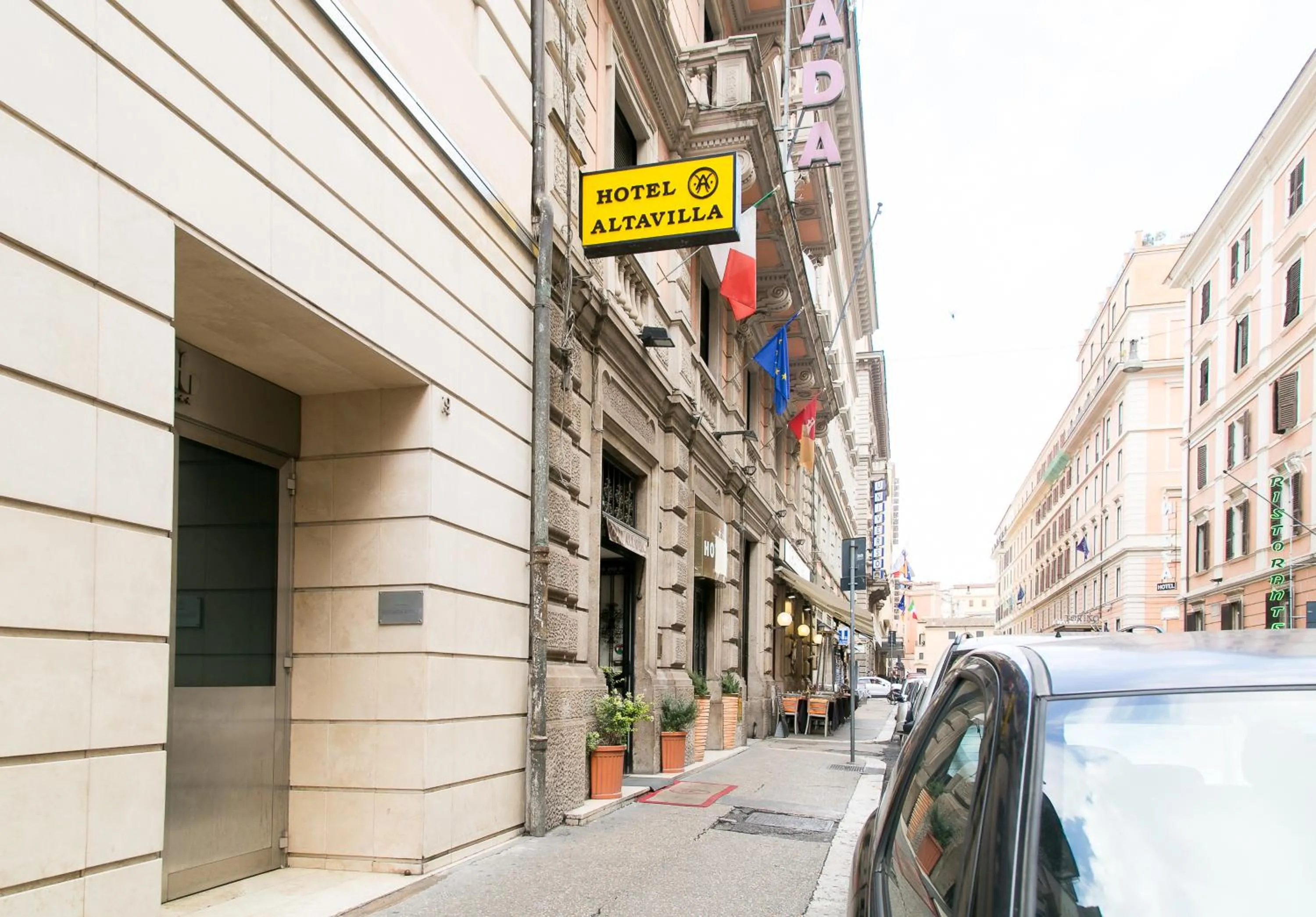 Property building in Hotel Altavilla 9