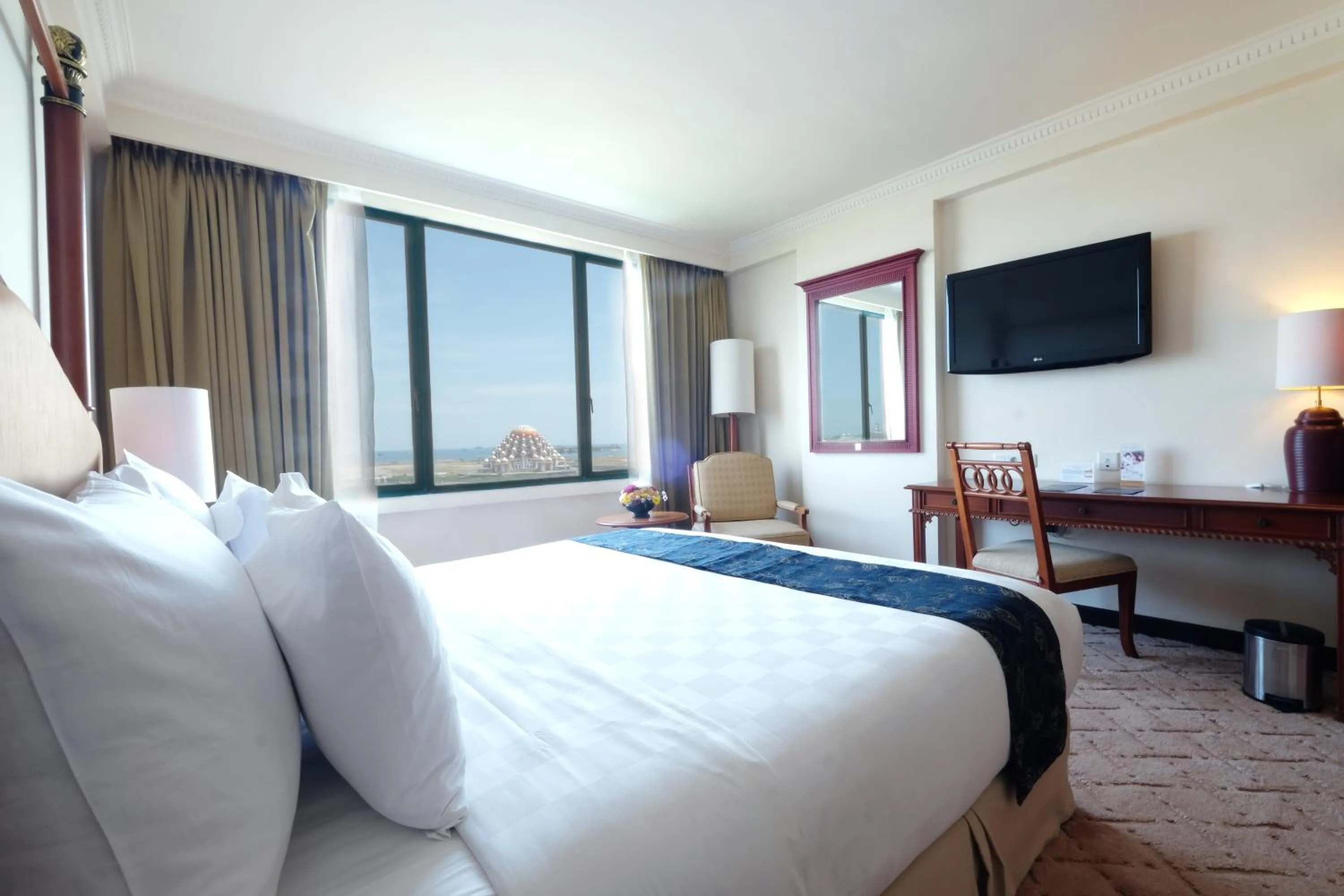 Bed in Aryaduta Makassar