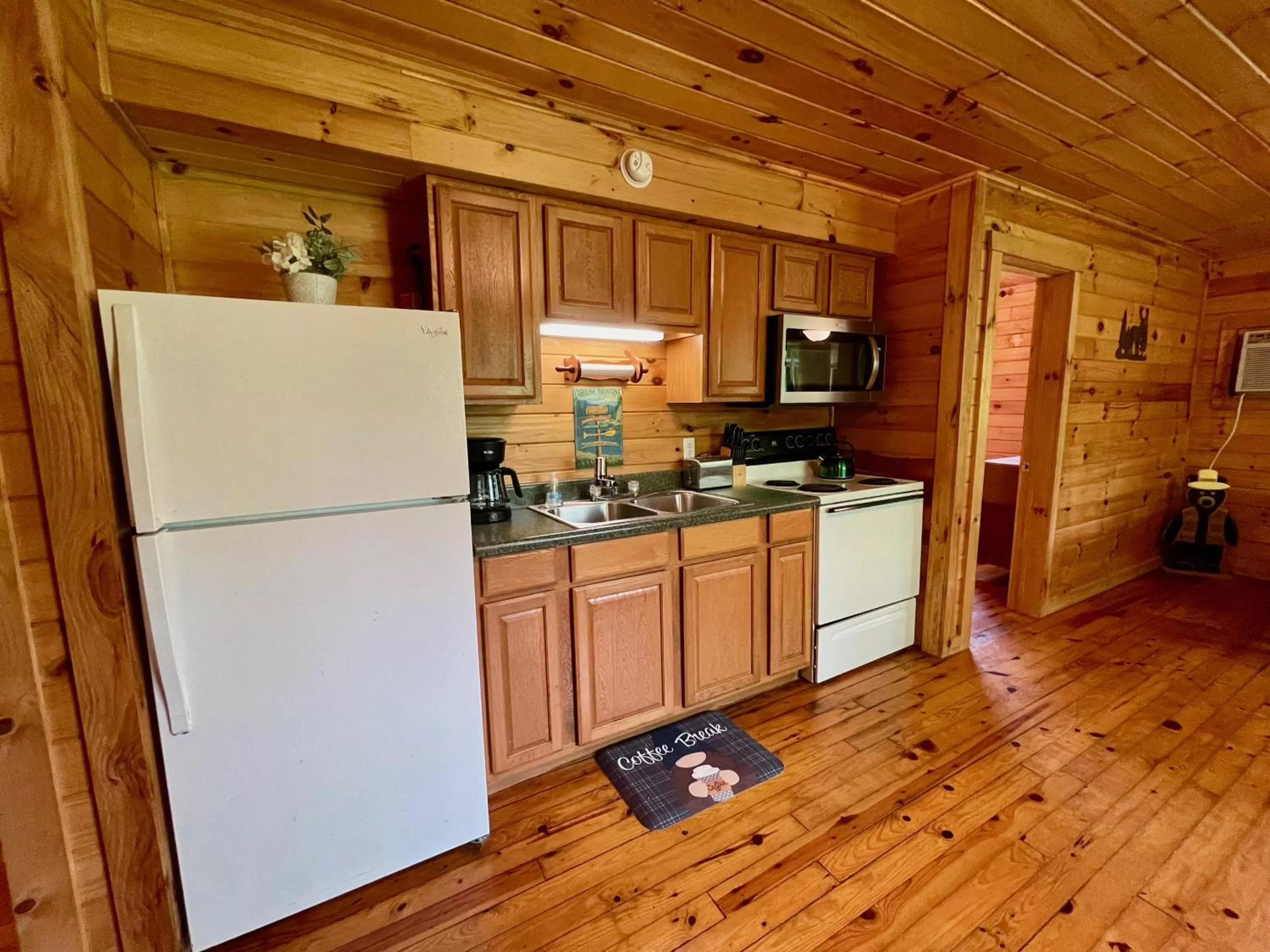 Two-Bedroom Cottage in Nantahala Village