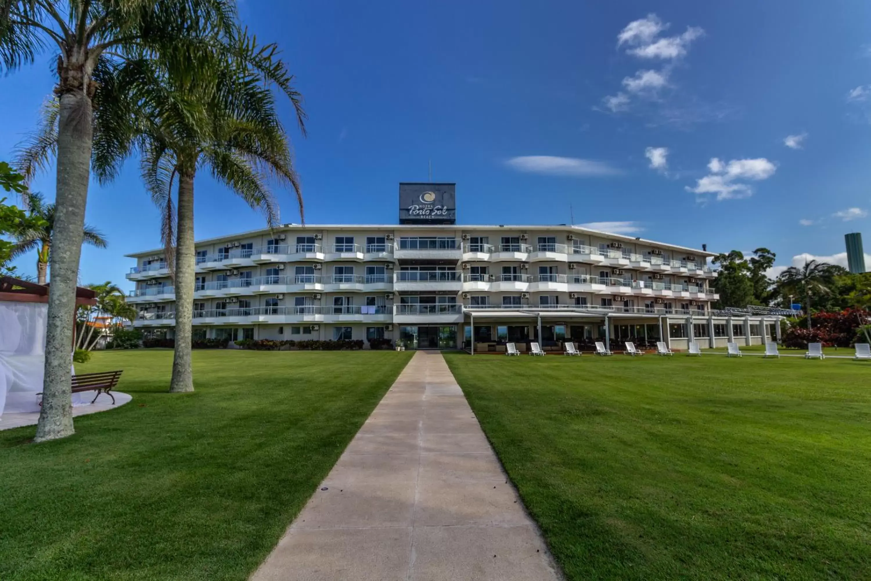 Facade/entrance, Property Building in Hotel Porto Sol Beach