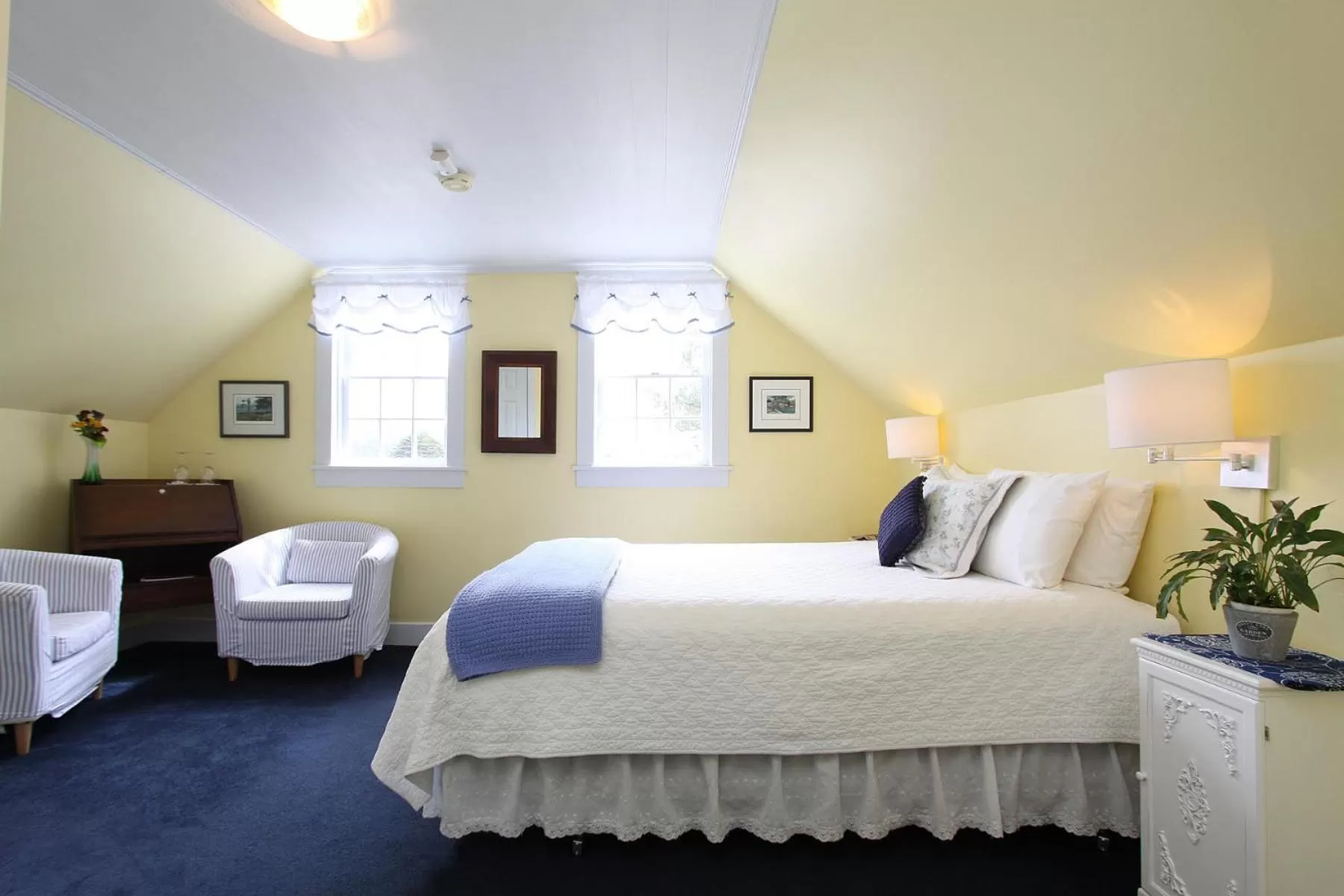 Bed in Seagull Inn Bed & Breakfast