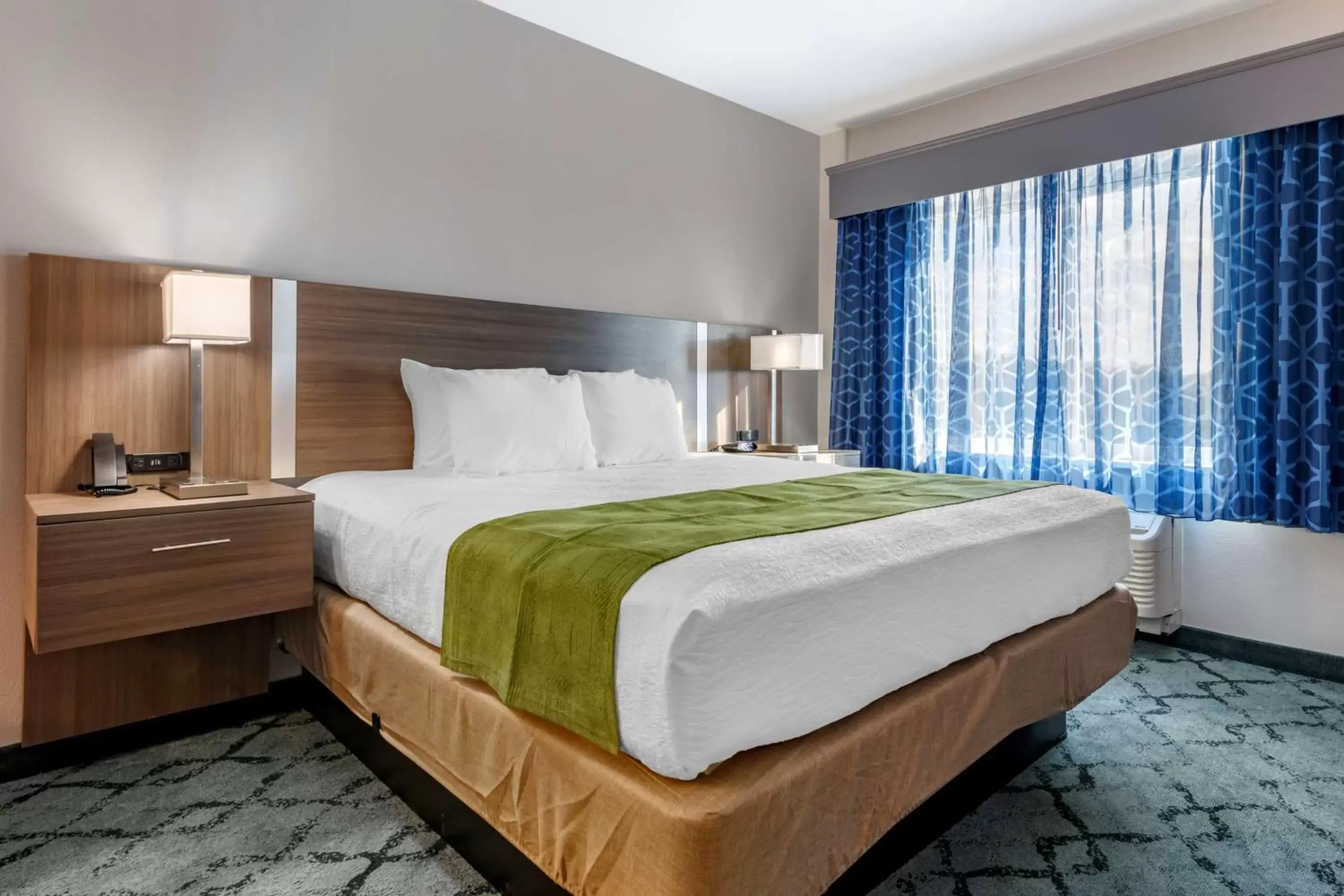 Bed in Best Western Plus Lakeland Bed in Best Western Plus Lakeland