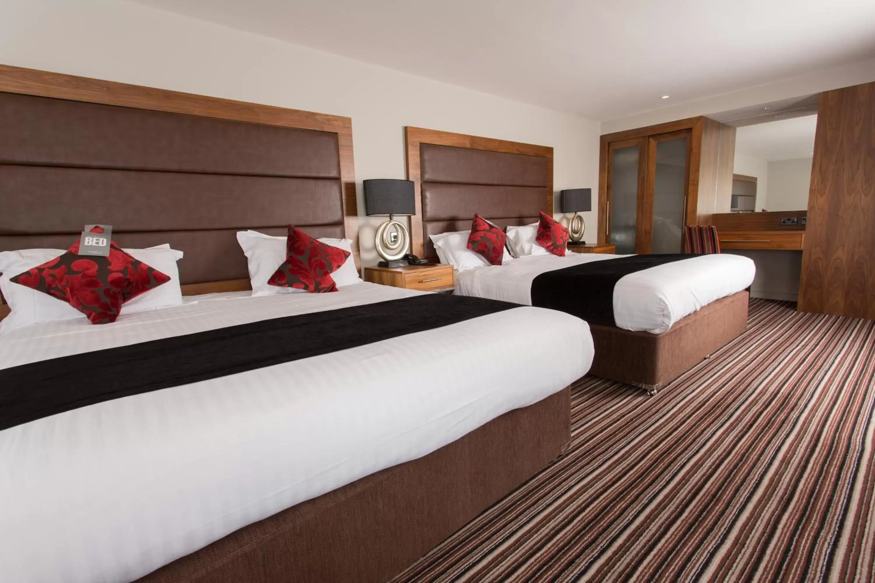 Bedroom in Sketchley Grange Hotel