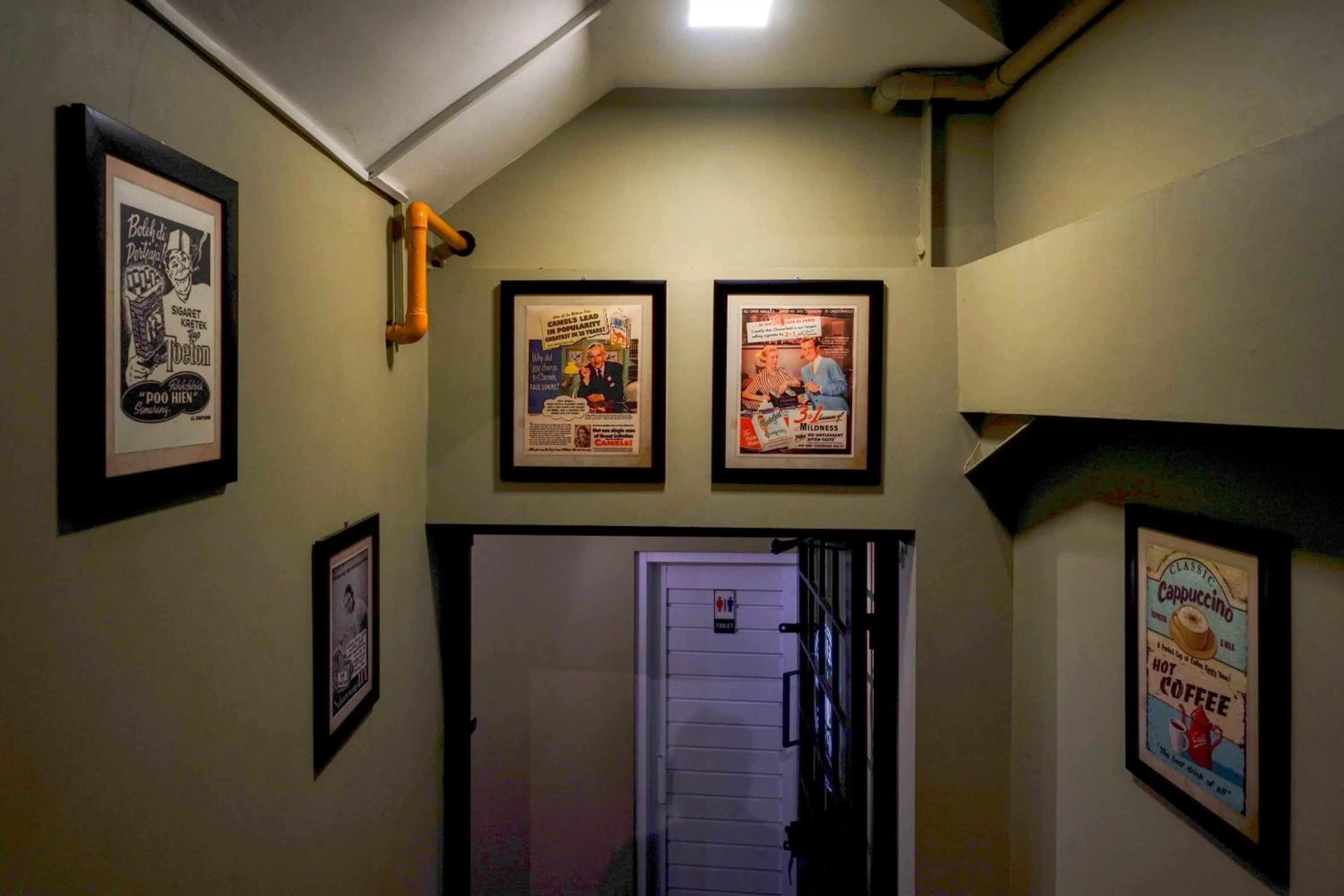 Property building in Sans Hotel Empress Simpang Lima