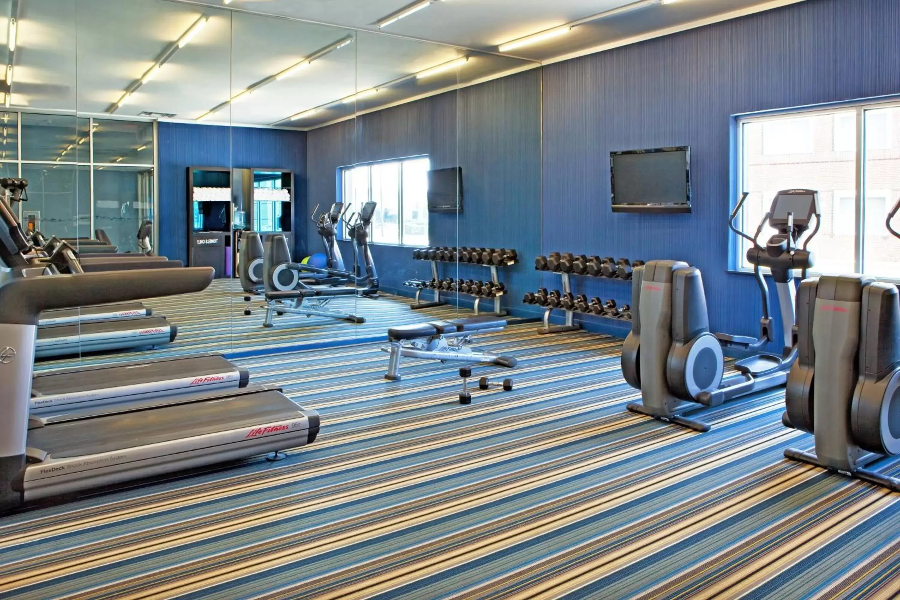 Fitness centre/facilities, Fitness Center/Facilities in Aloft Chesapeake