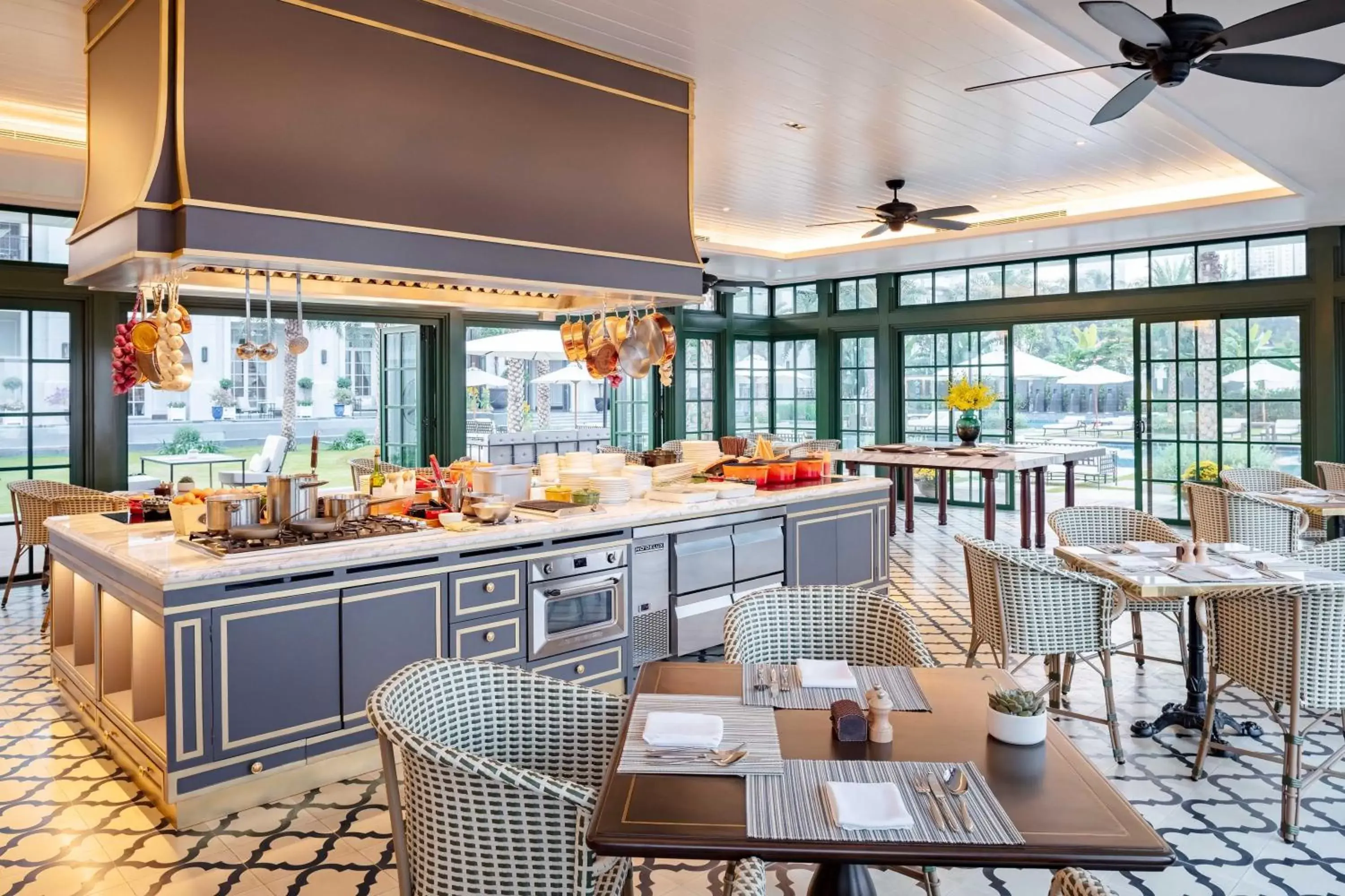 Restaurant/places to eat in Mia Saigon – Luxury Boutique Hotel Restaurant/places to eat in Mia Saigon – Luxury Boutique Hotel