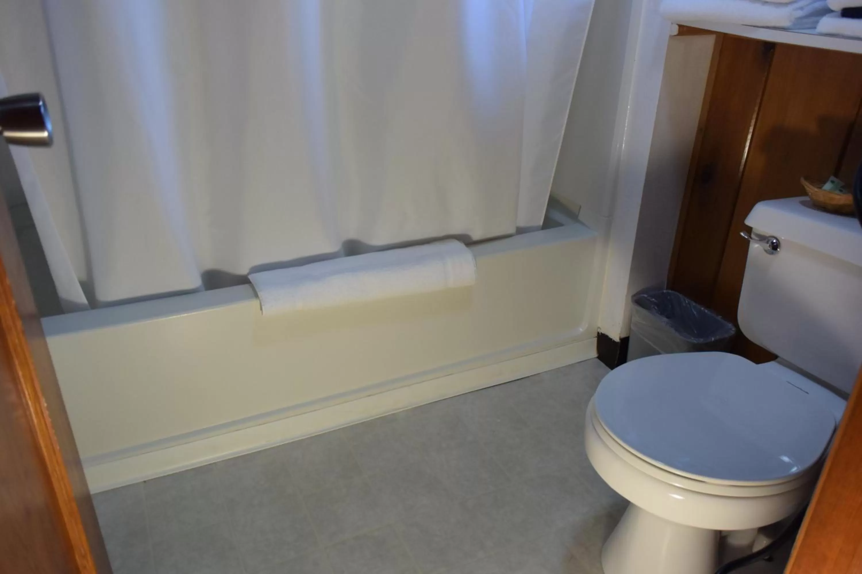 Park Motel and Cabins