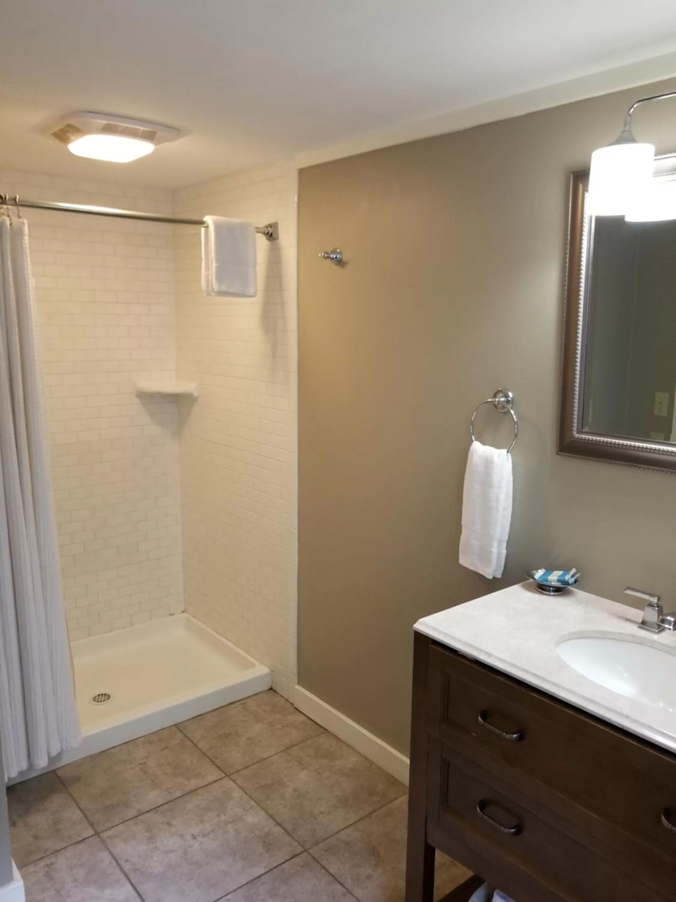 China Creek Cottages