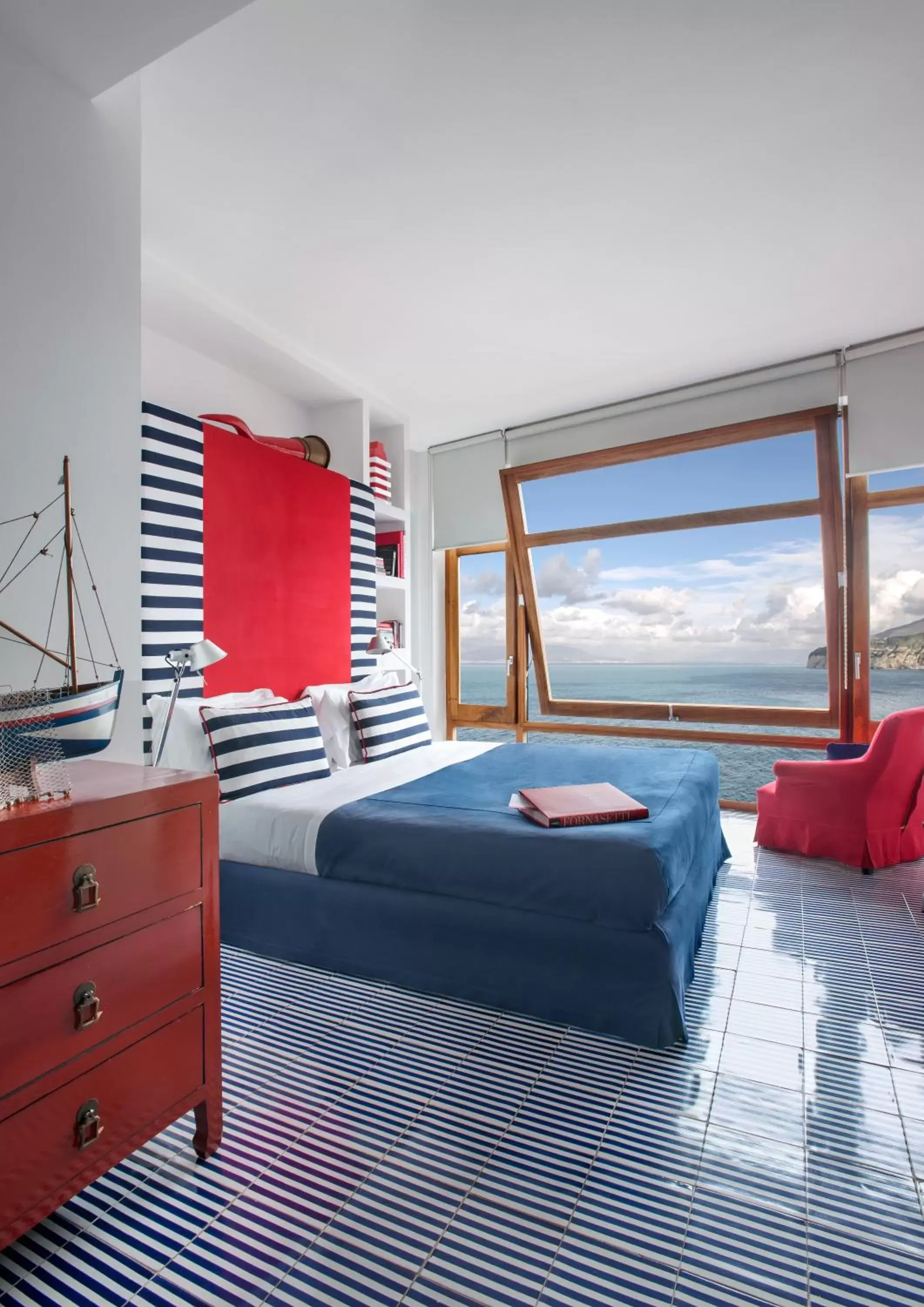 Bedroom in Maison La Minervetta