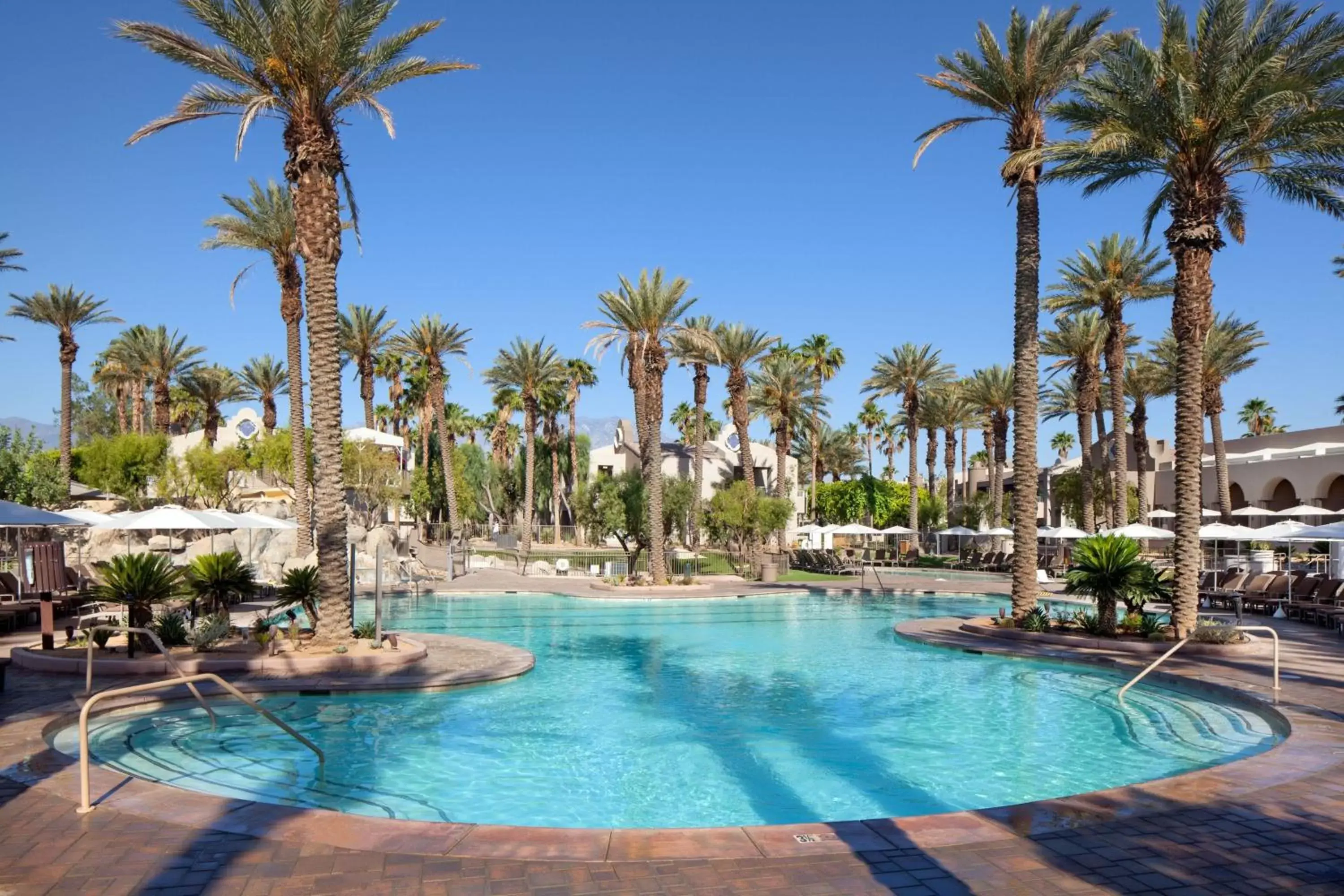 Swimming Pool in The Westin Mission Hills Resort Villas, Palm Springs
