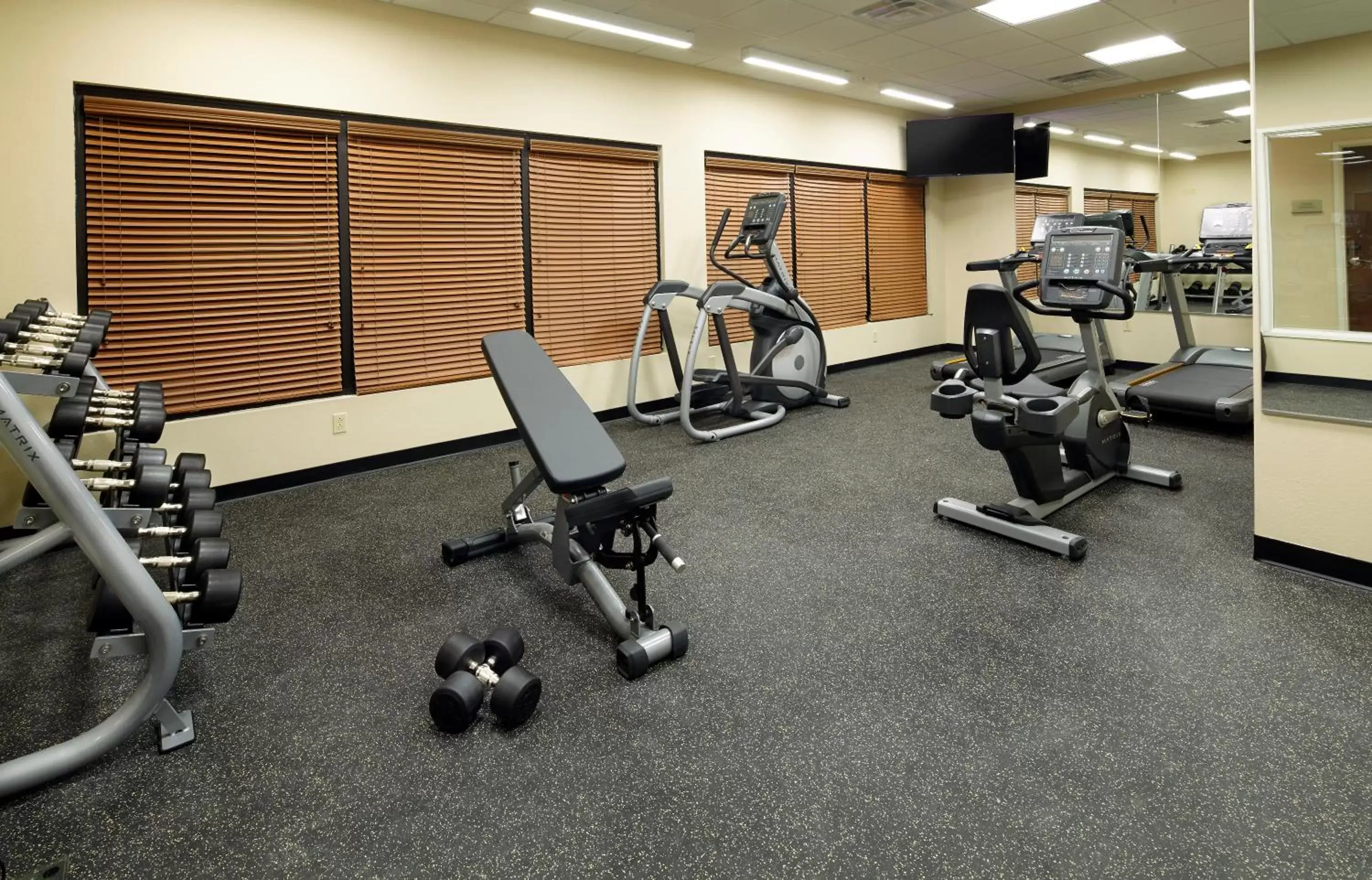 Fitness centre/facilities, Fitness Center/Facilities in Hawthorn Suites by Wyndham Bridgeport