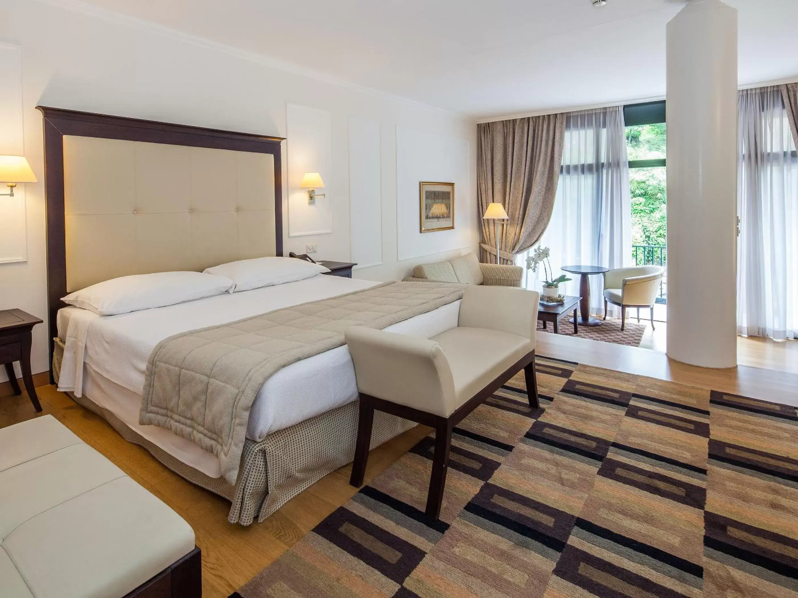 Photo of the whole room, Bed in Park Hotel Principe - Ticino Hotels Group