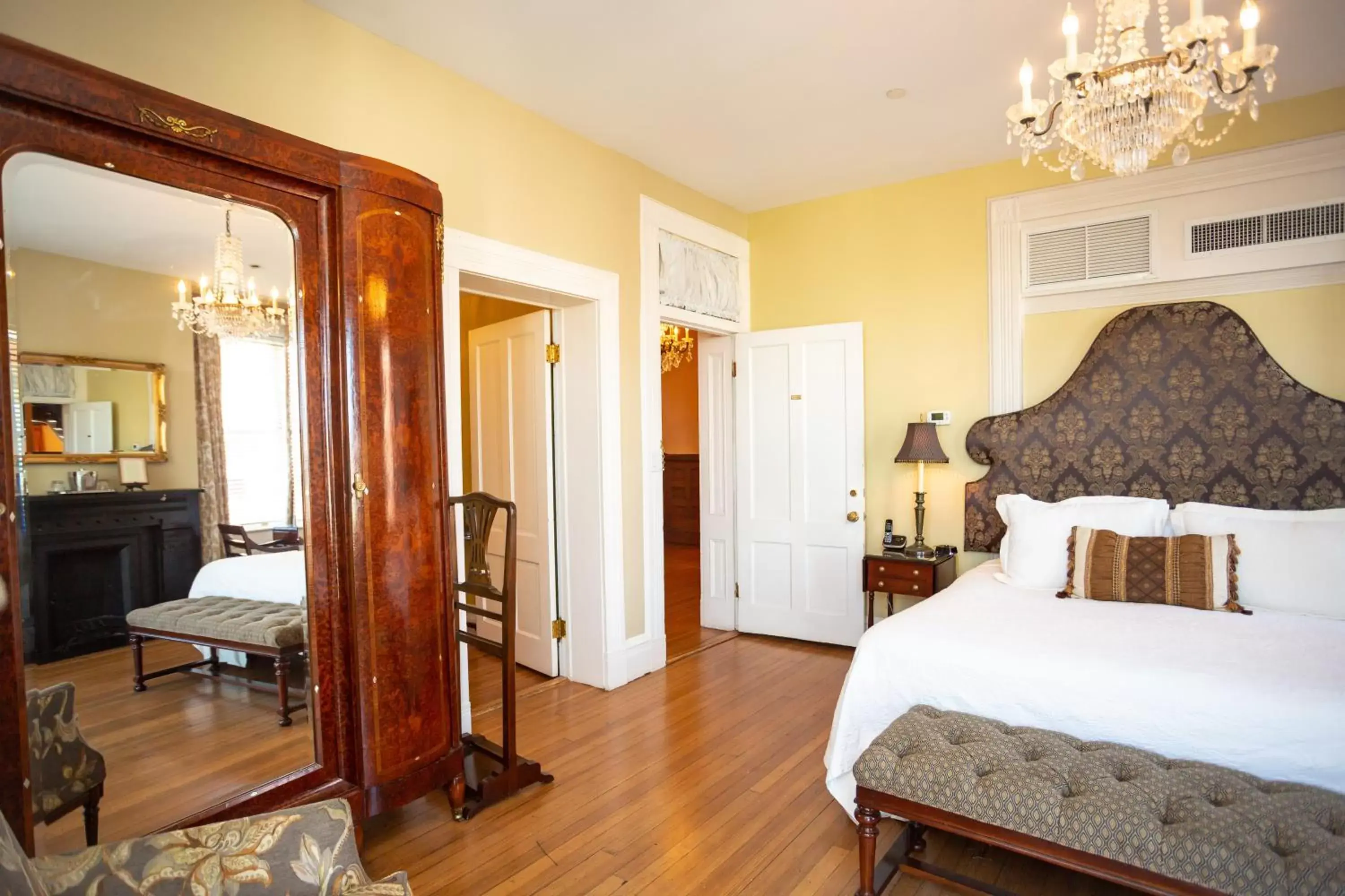 Bedroom, Bed in Kehoe House, Historic Inns of Savannah Collection