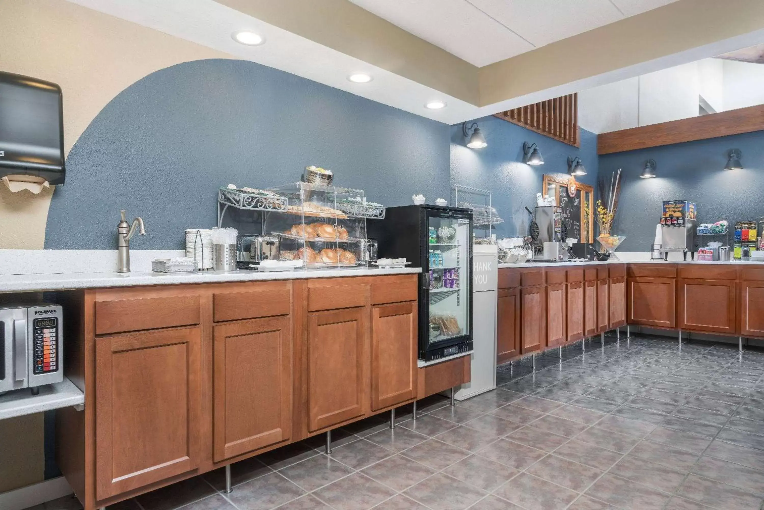 Restaurant/places to eat in AmericInn by Wyndham Lake City Restaurant/places to eat in AmericInn by Wyndham Lake City