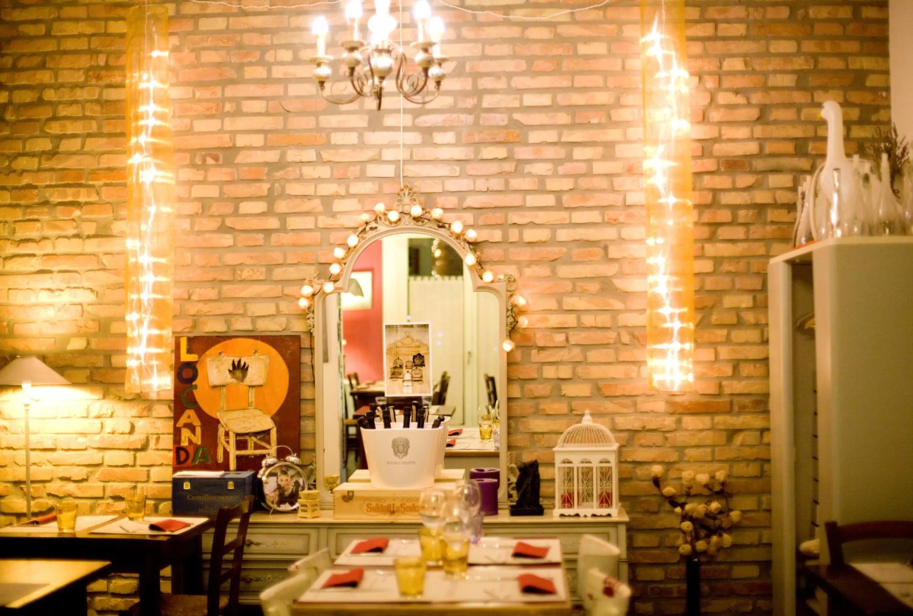 Restaurant/places to eat in Locanda Alla Mano