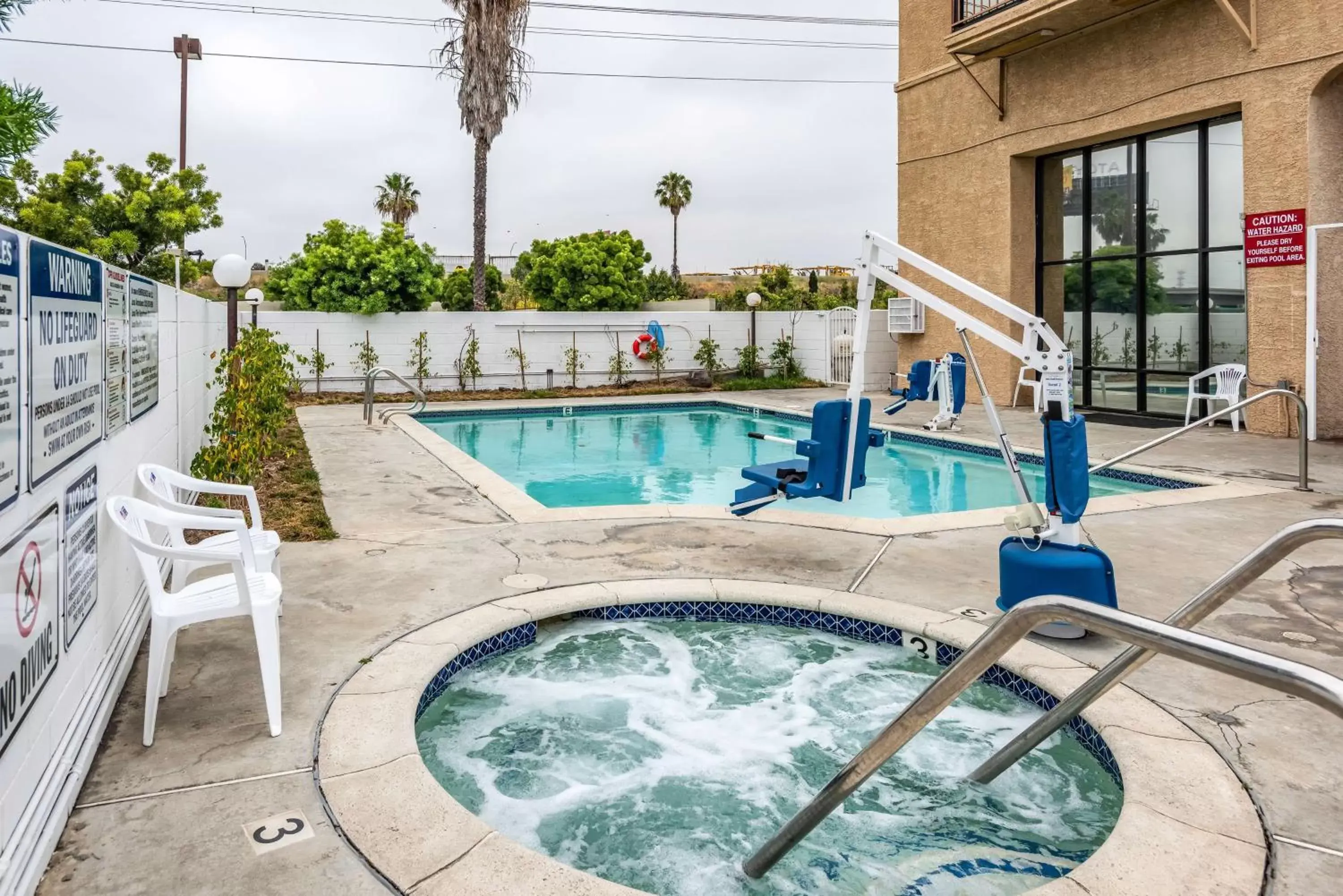 On site, Swimming Pool in Motel 6-Gardena, CA - South