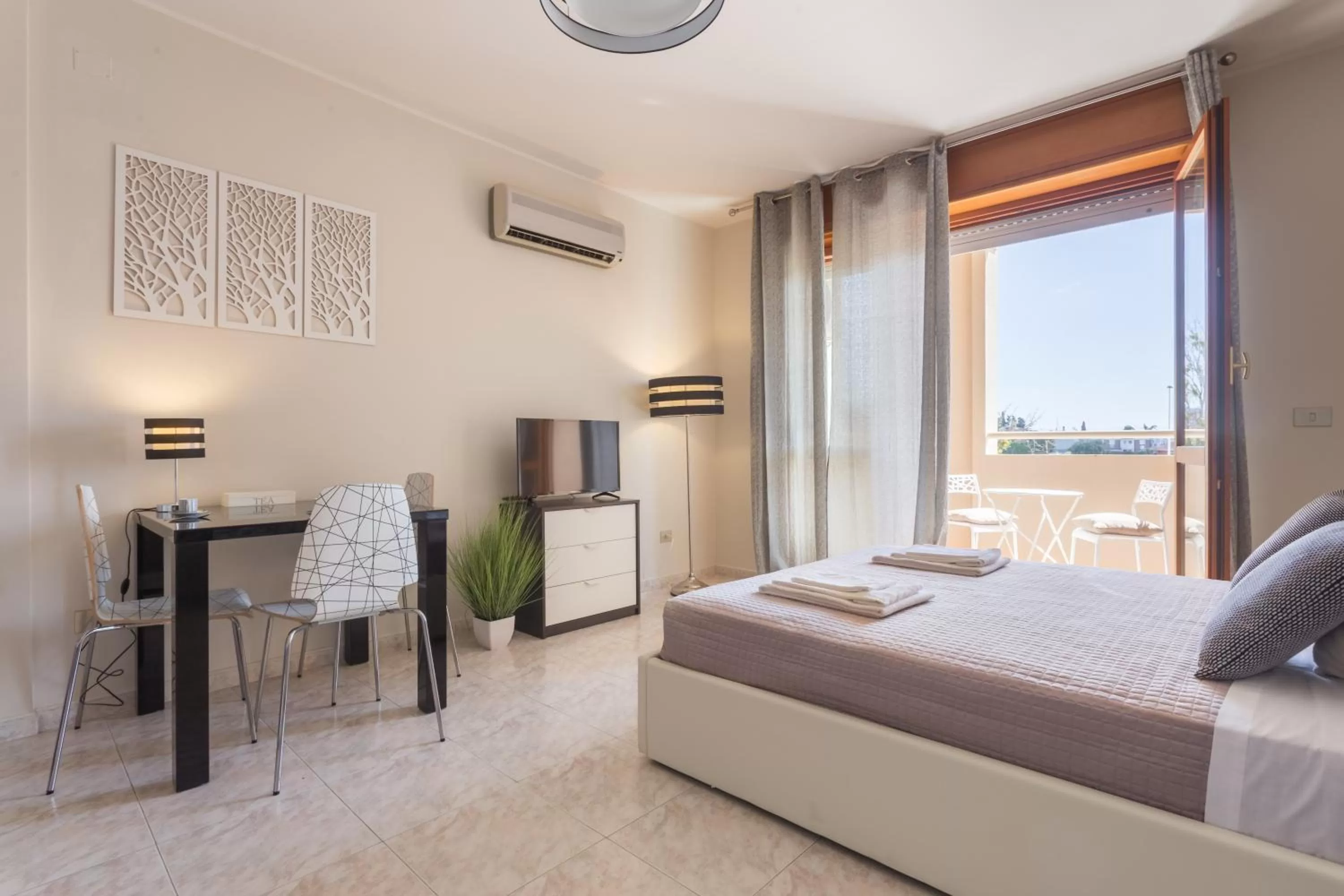 TV and multimedia, Bed in Residenze Su Planu