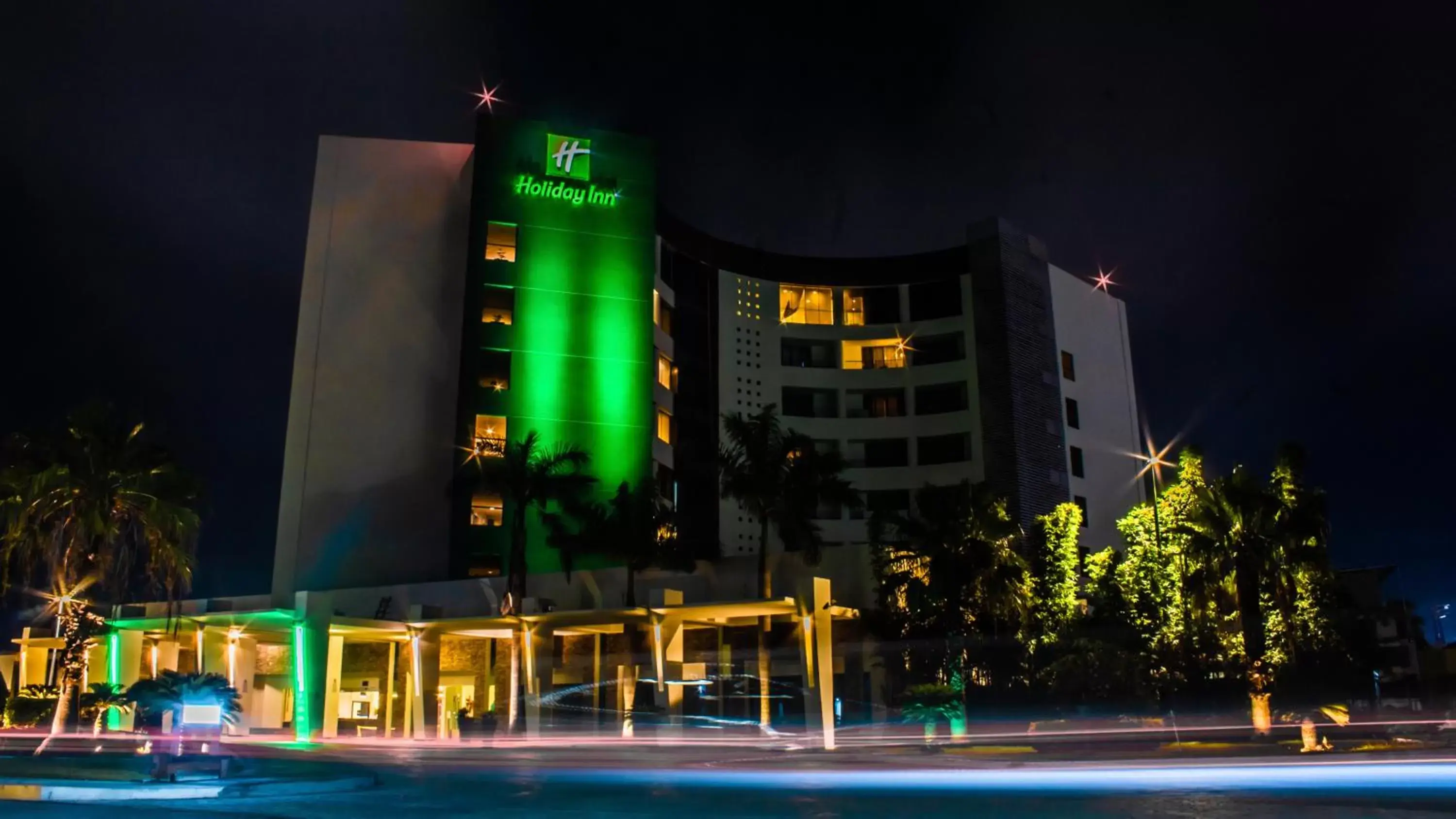 Property Building in Holiday Inn Tuxpan - Convention Center, an IHG Hotel