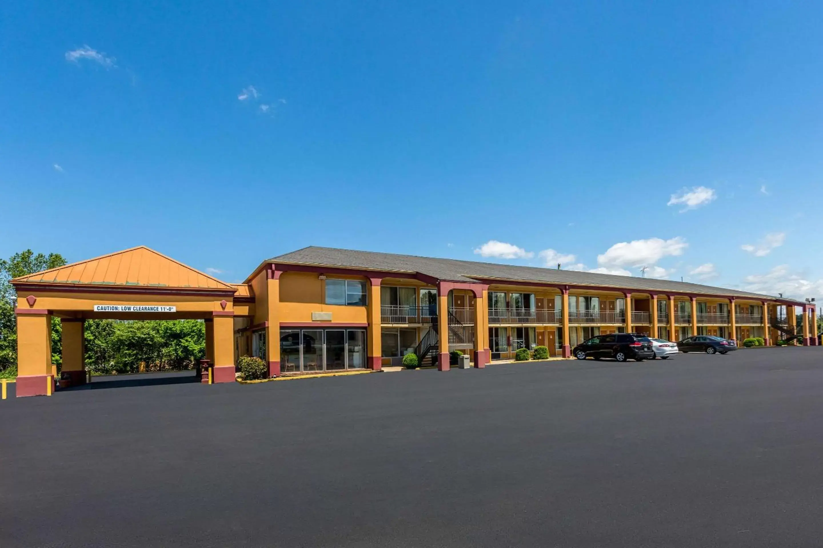 Property building in Rodeway Inn Denmark-Jackson Property building in Rodeway Inn Denmark-Jackson