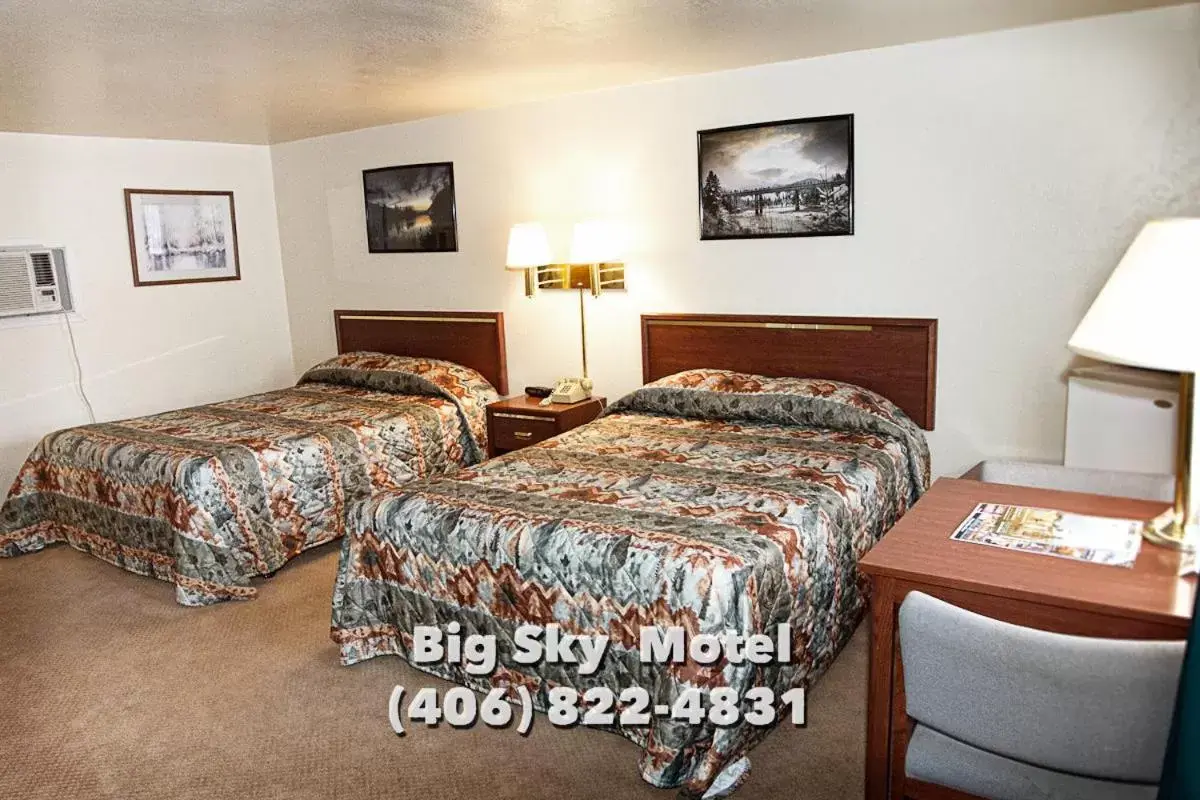 Queen Room with Two Queen Beds in Big Sky Motel