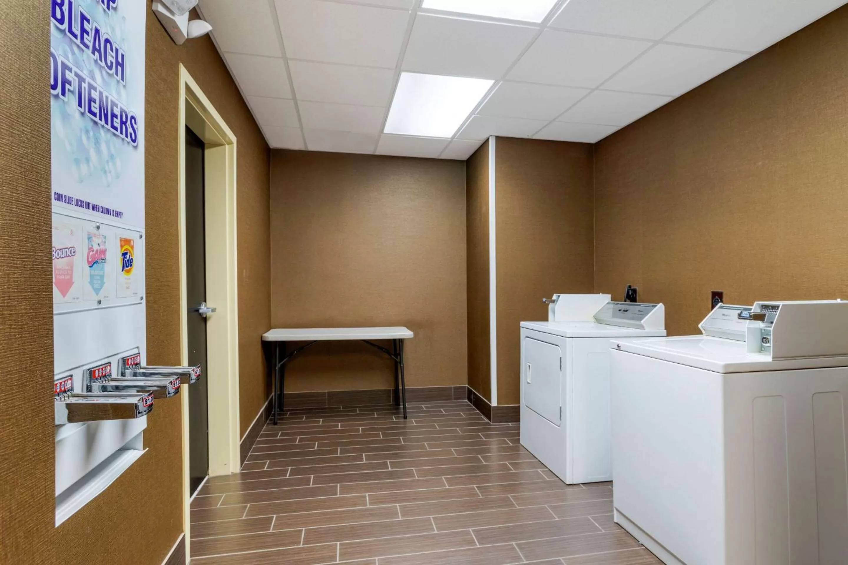 laundry in Comfort Suites Kingsport South