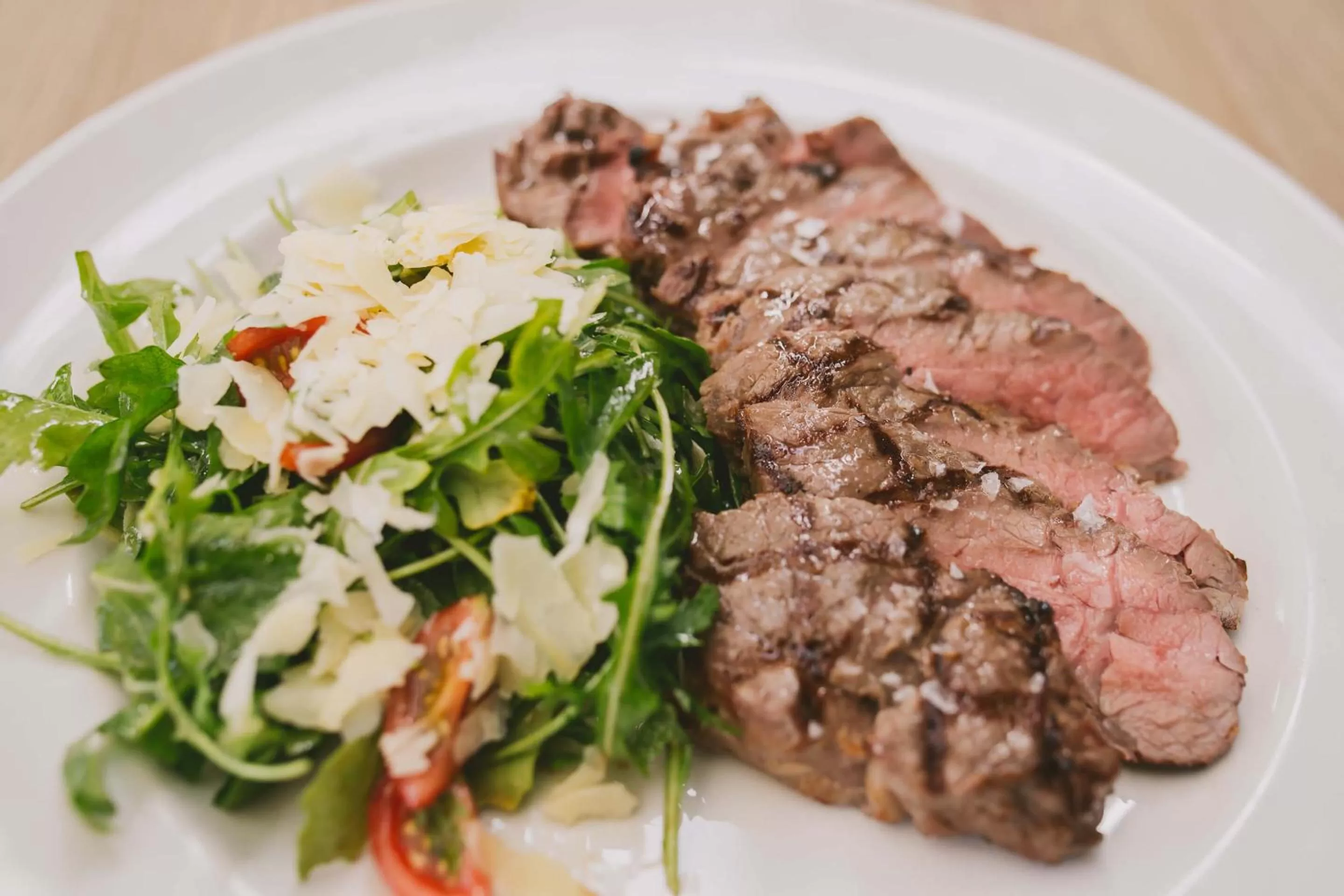 Restaurant/places to eat in Mercure Brisbane Spring Hill