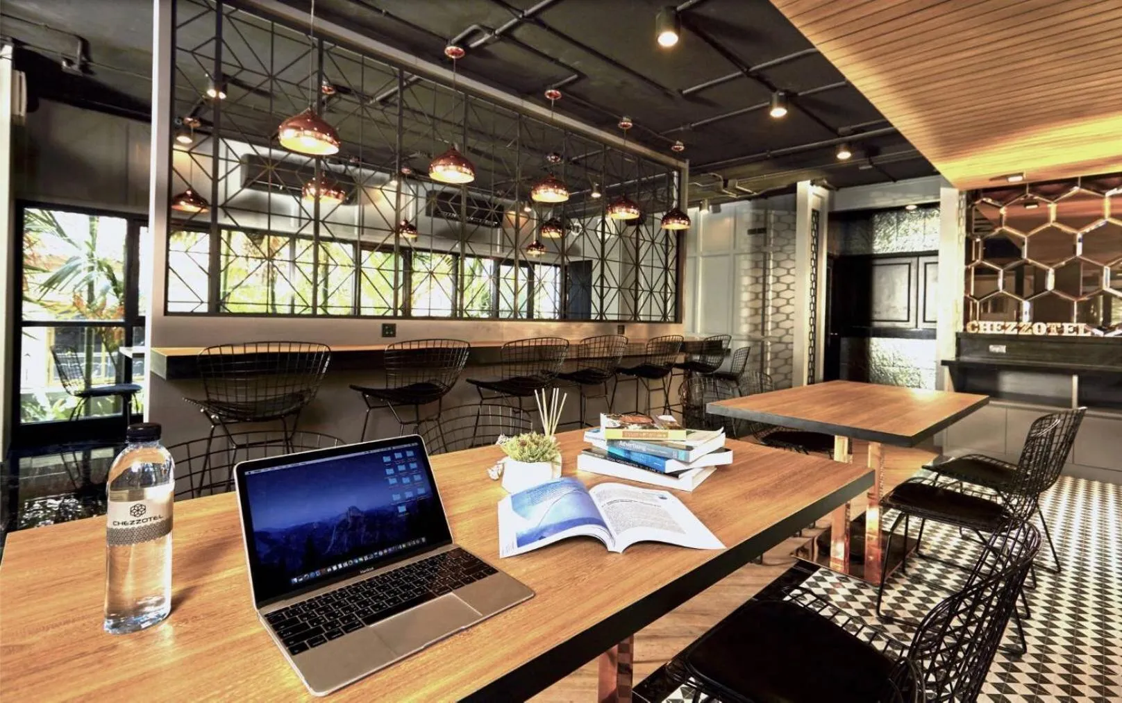 Restaurant/places to eat in Chezzotel Pattaya