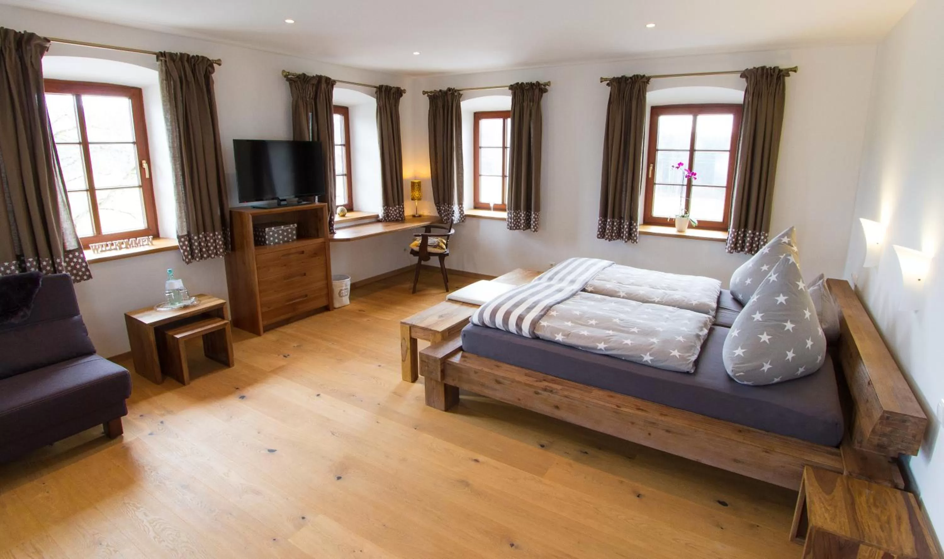 Photo of the whole room in Hotel Alpenblick