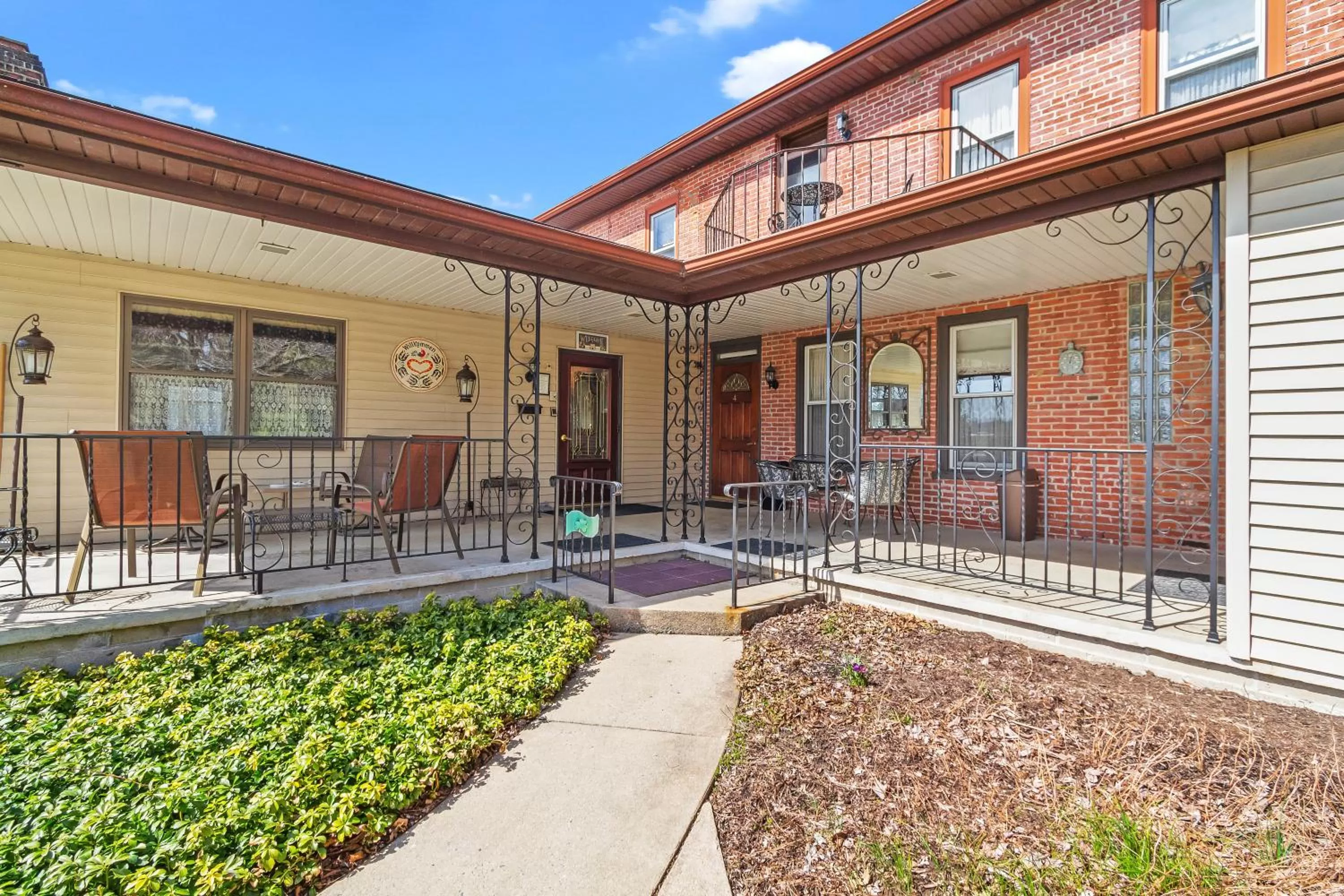 Patio in After Eight Bed and Breakfast