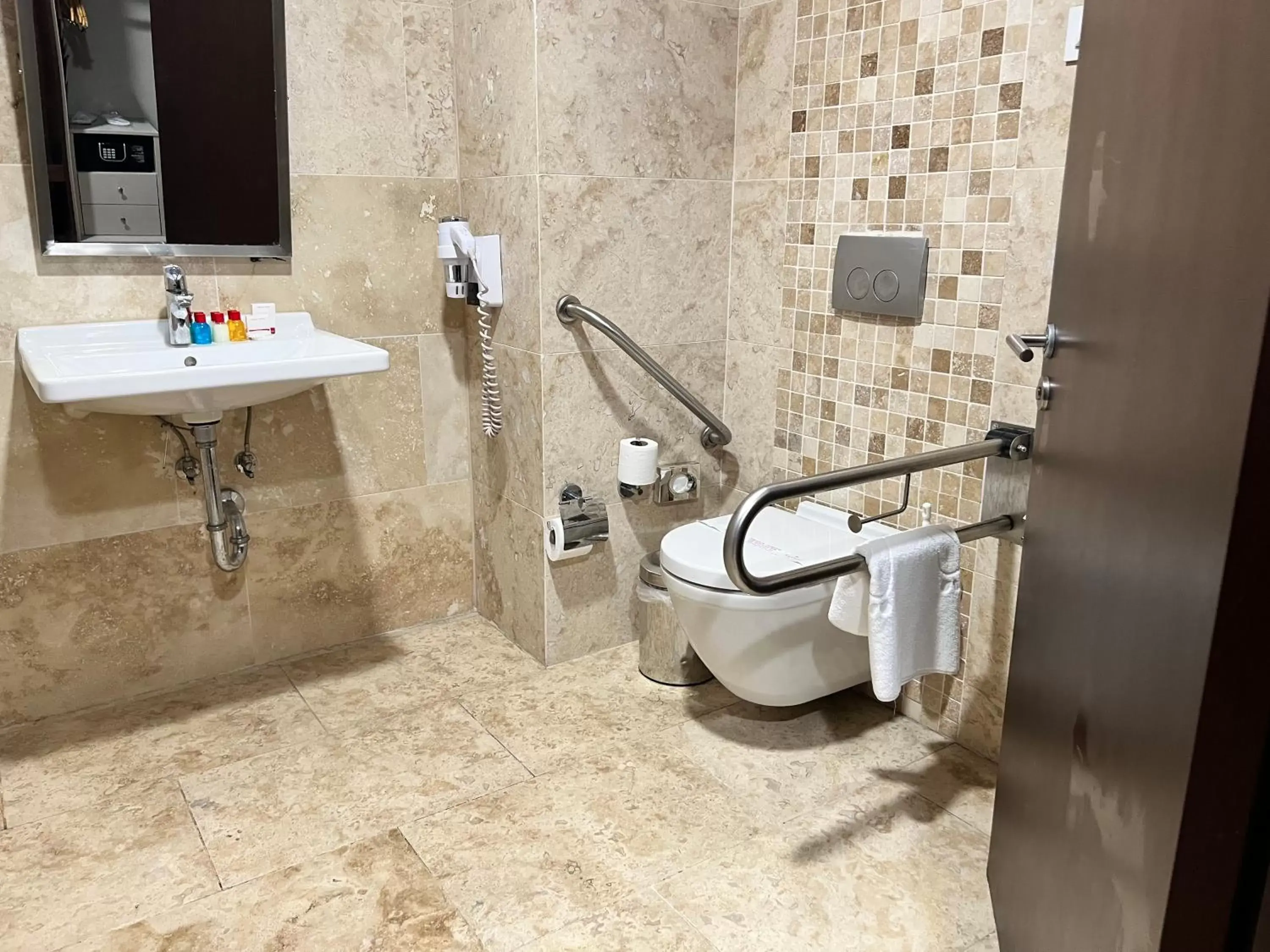 Toilet, Bathroom in Ramada Hotel & Suites by Wyndham Istanbul Merter