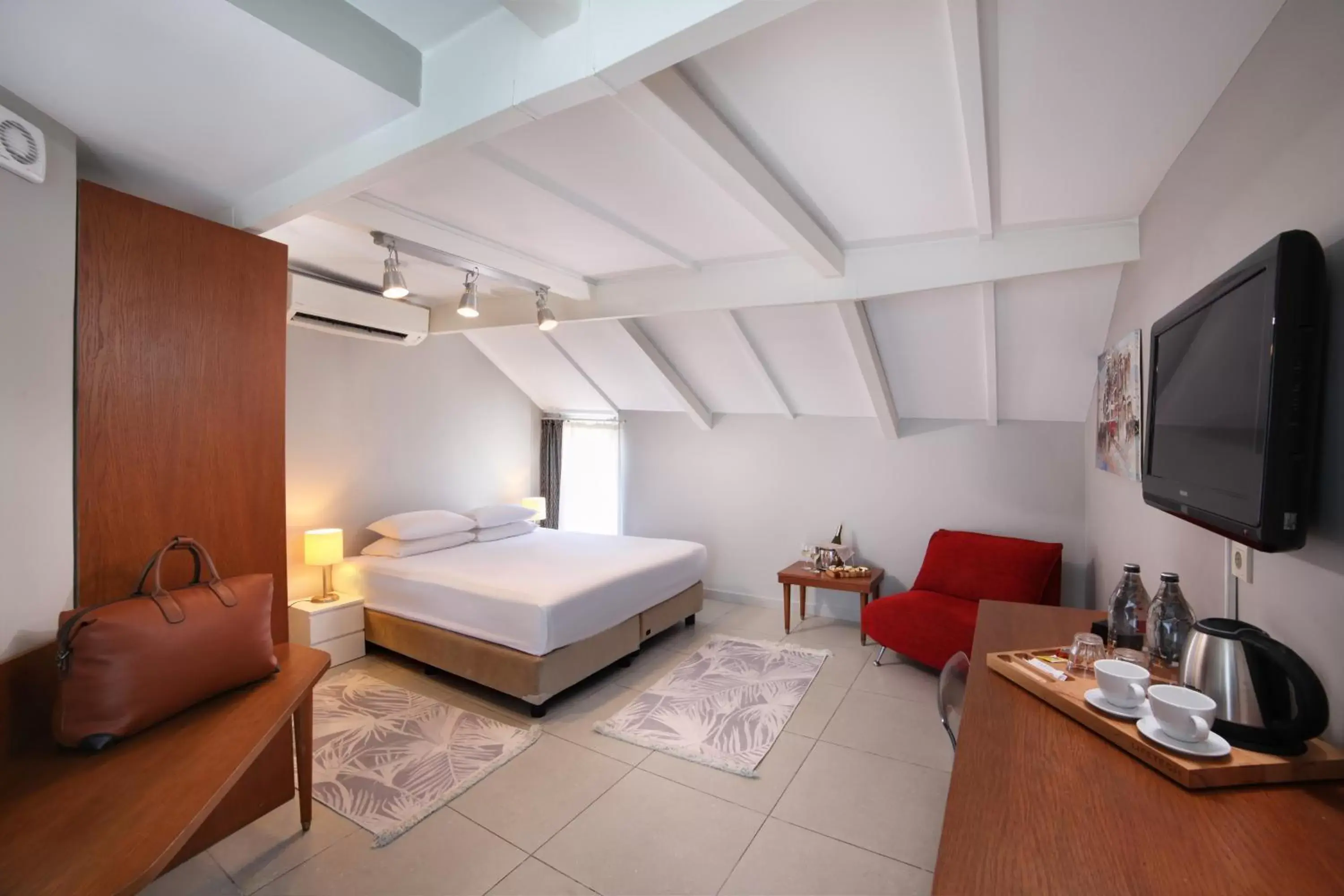 Bedroom in Faros Hotel Old City - Special Category