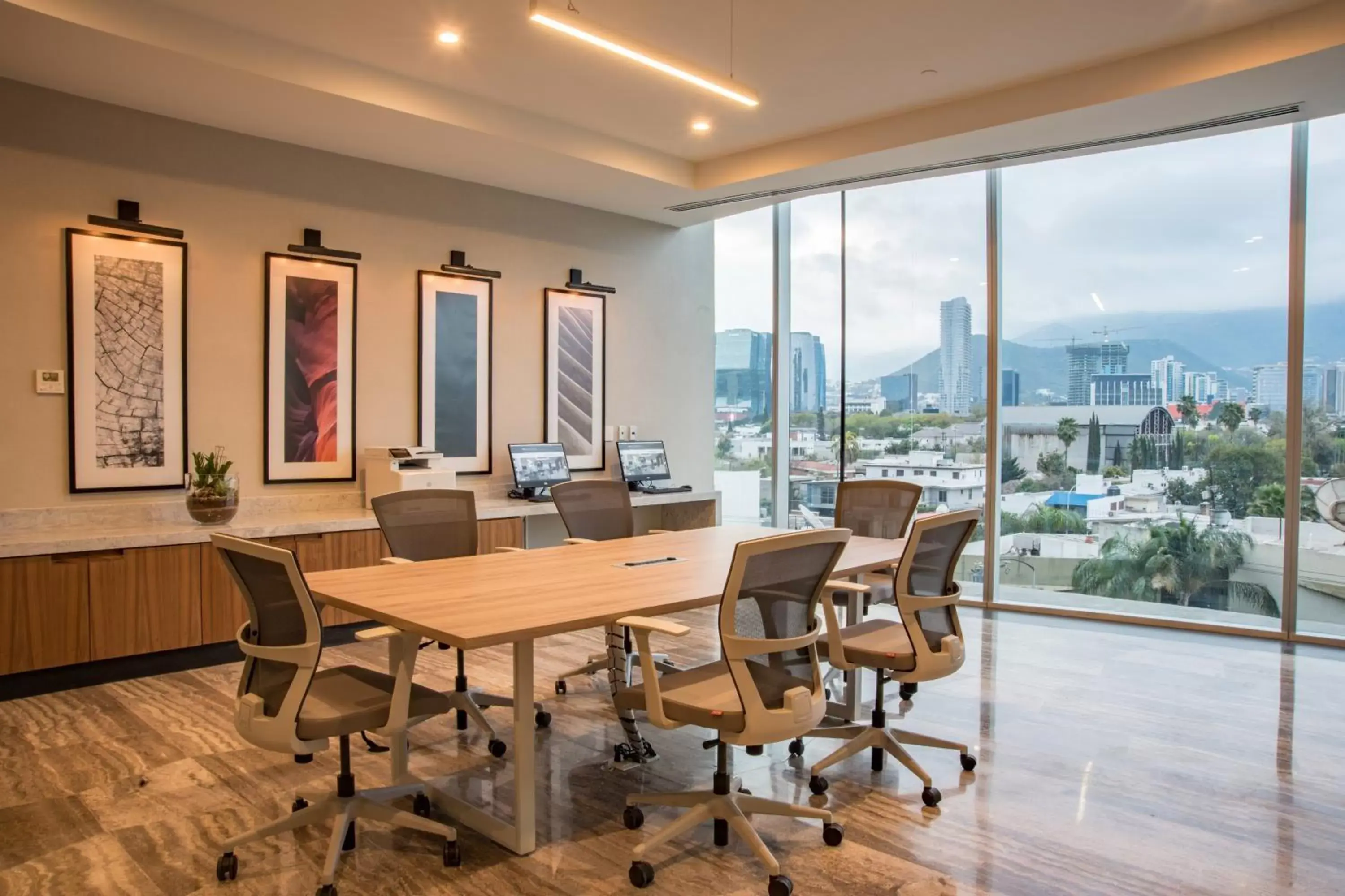 Business facilities in The Westin Monterrey Valle