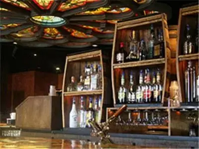 Lounge or bar in Peek'n Peak Resort Trademark Collection by Wyndham