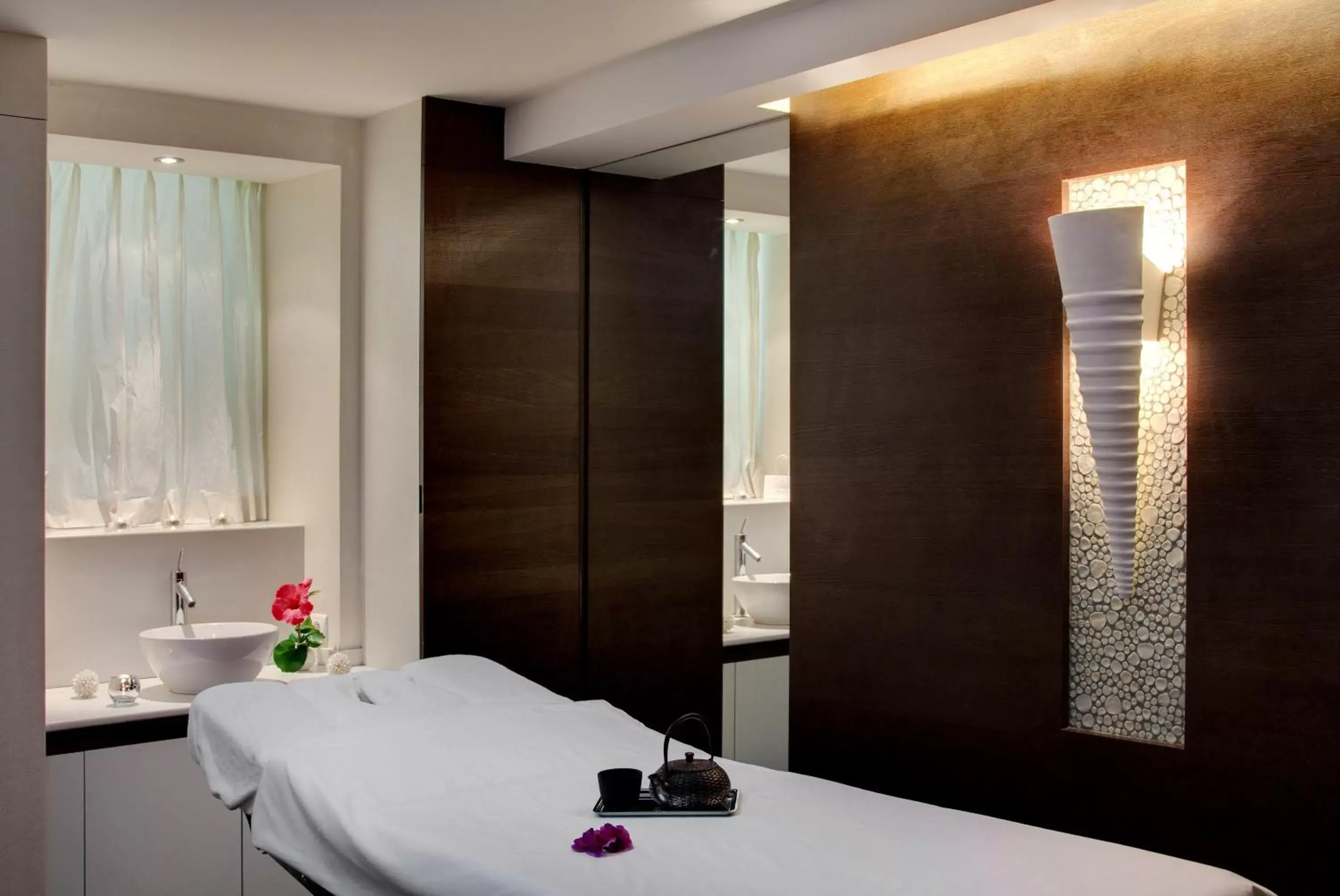 Massage, Bathroom in Grand Hôtel Thalasso & Spa