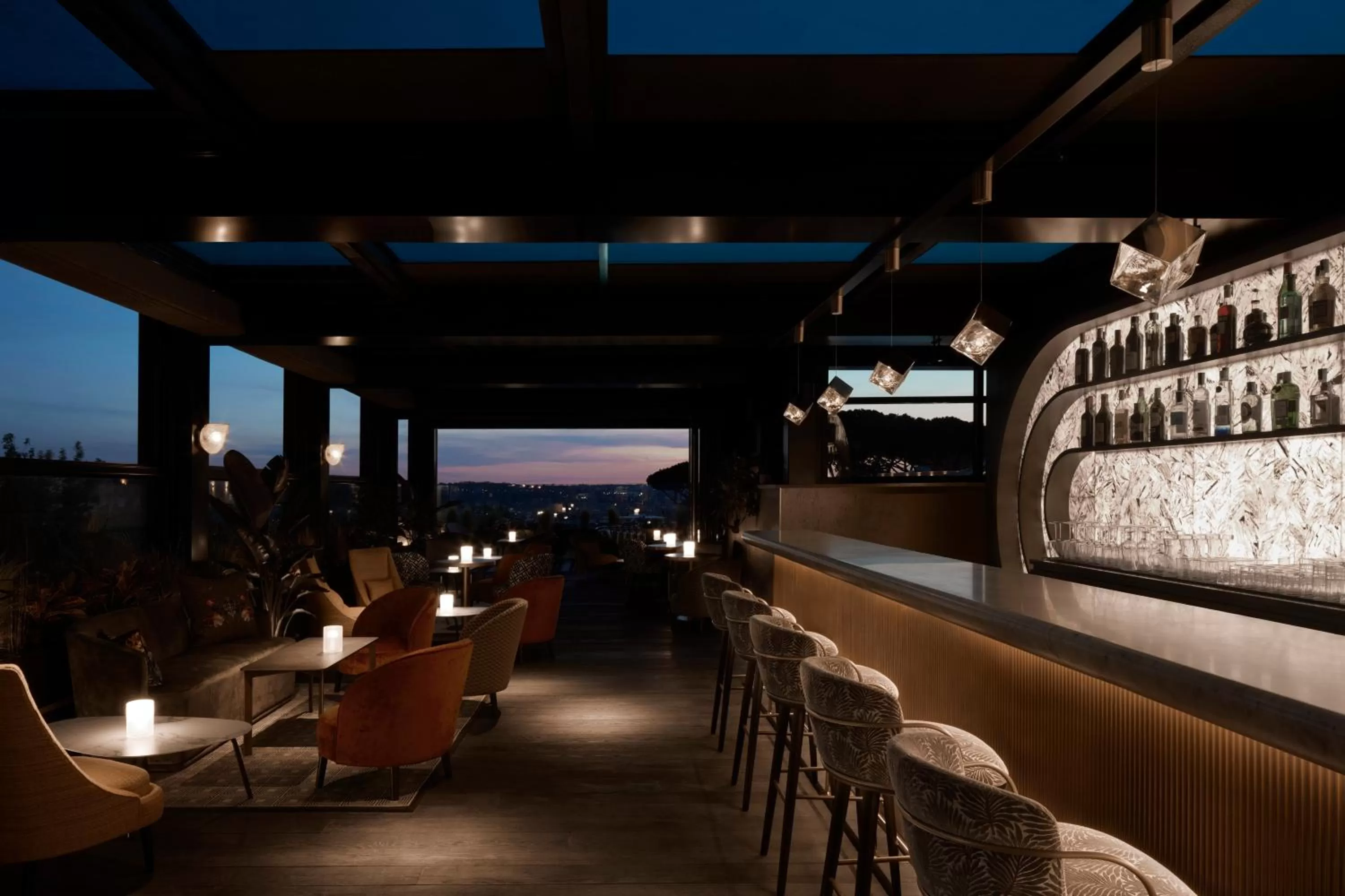 Night in InterContinental Rome Ambasciatori Palace by IHG