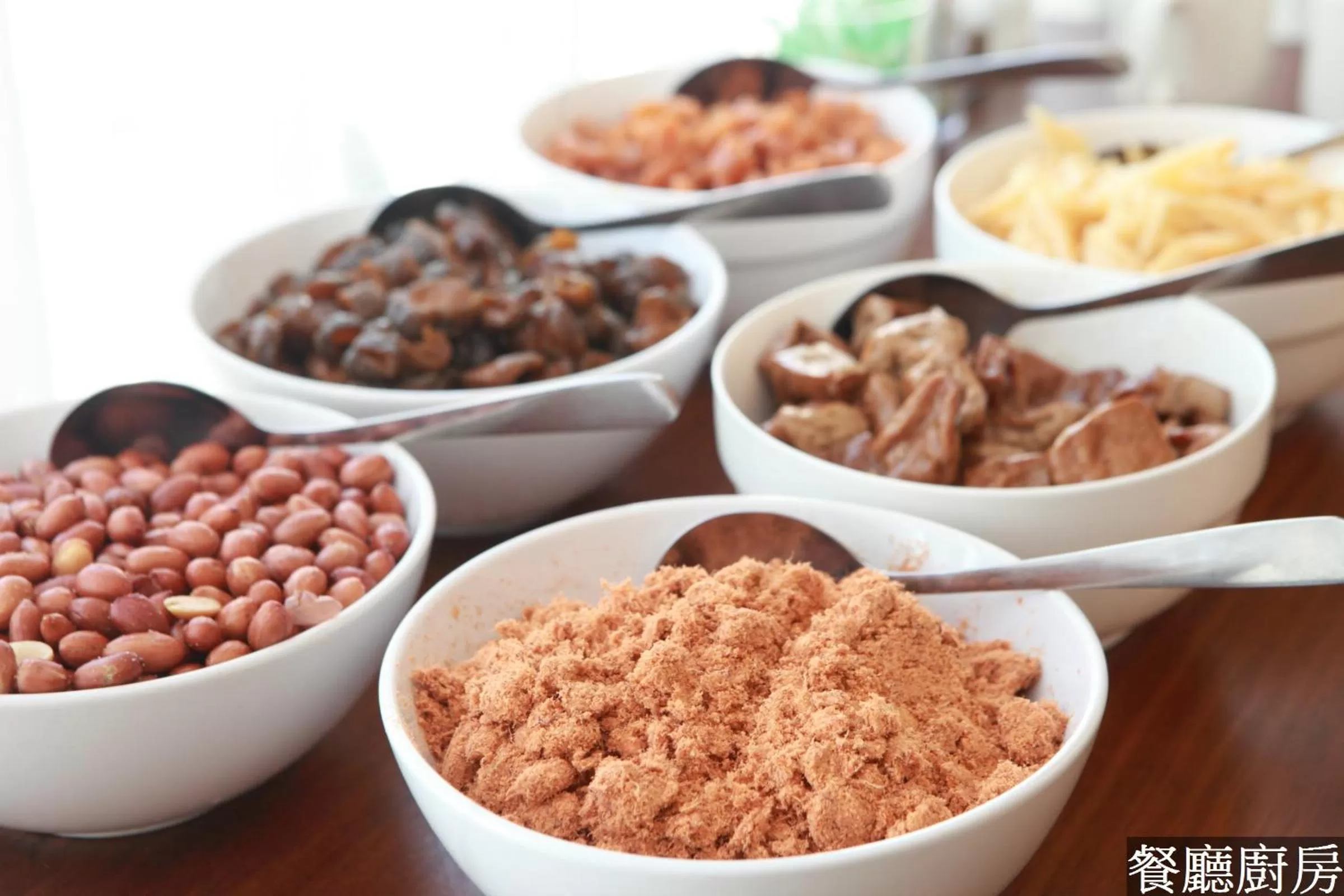 Restaurant/places to eat in Hotel Lohas