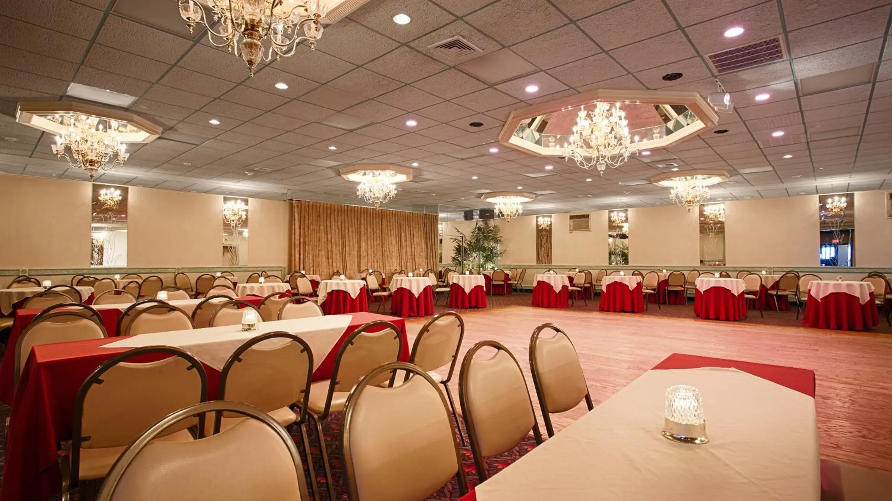 Banquet/Function facilities in West Gate Inn Nyack