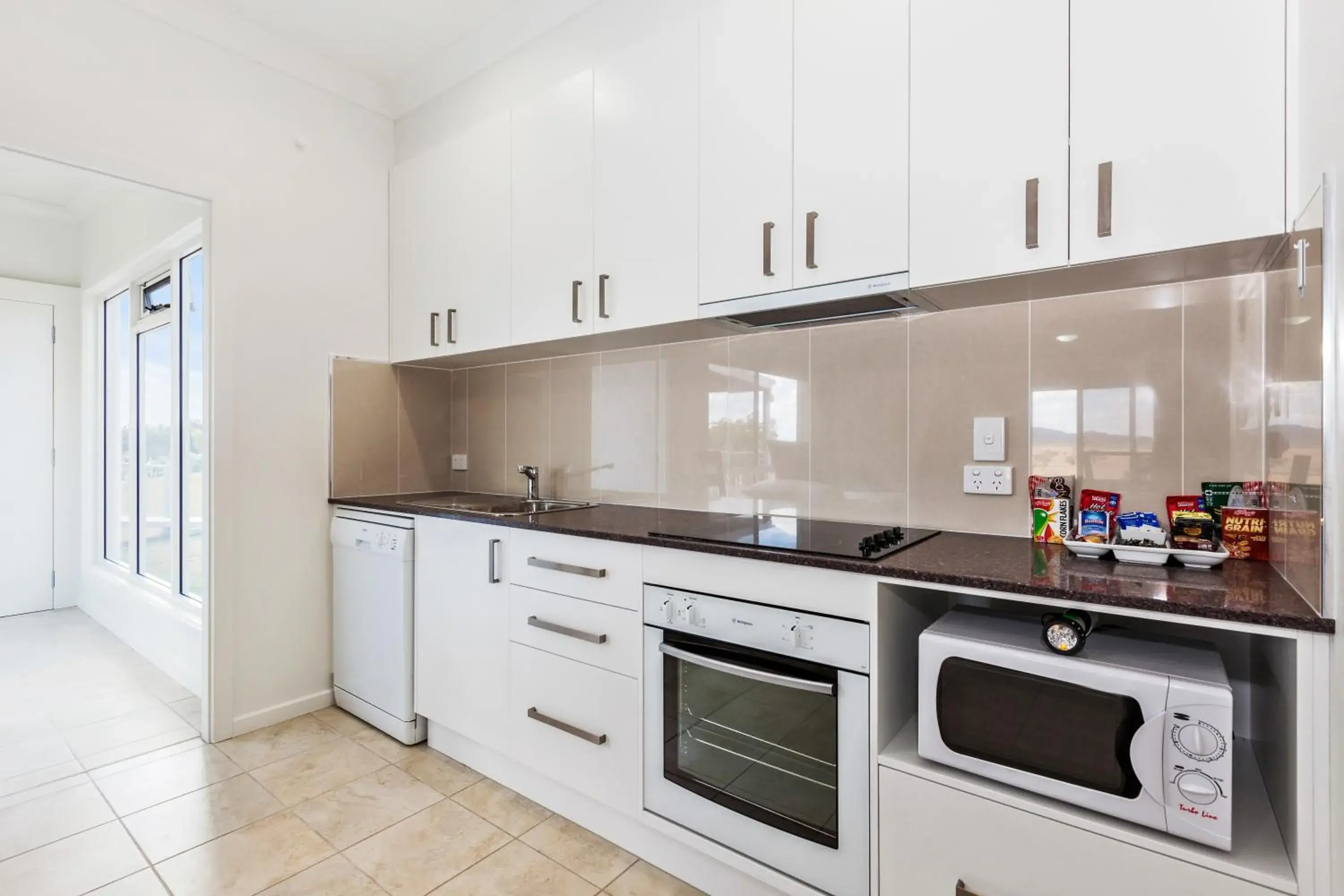 Kitchen or kitchenette, Kitchen/Kitchenette in Owl Head Lodge