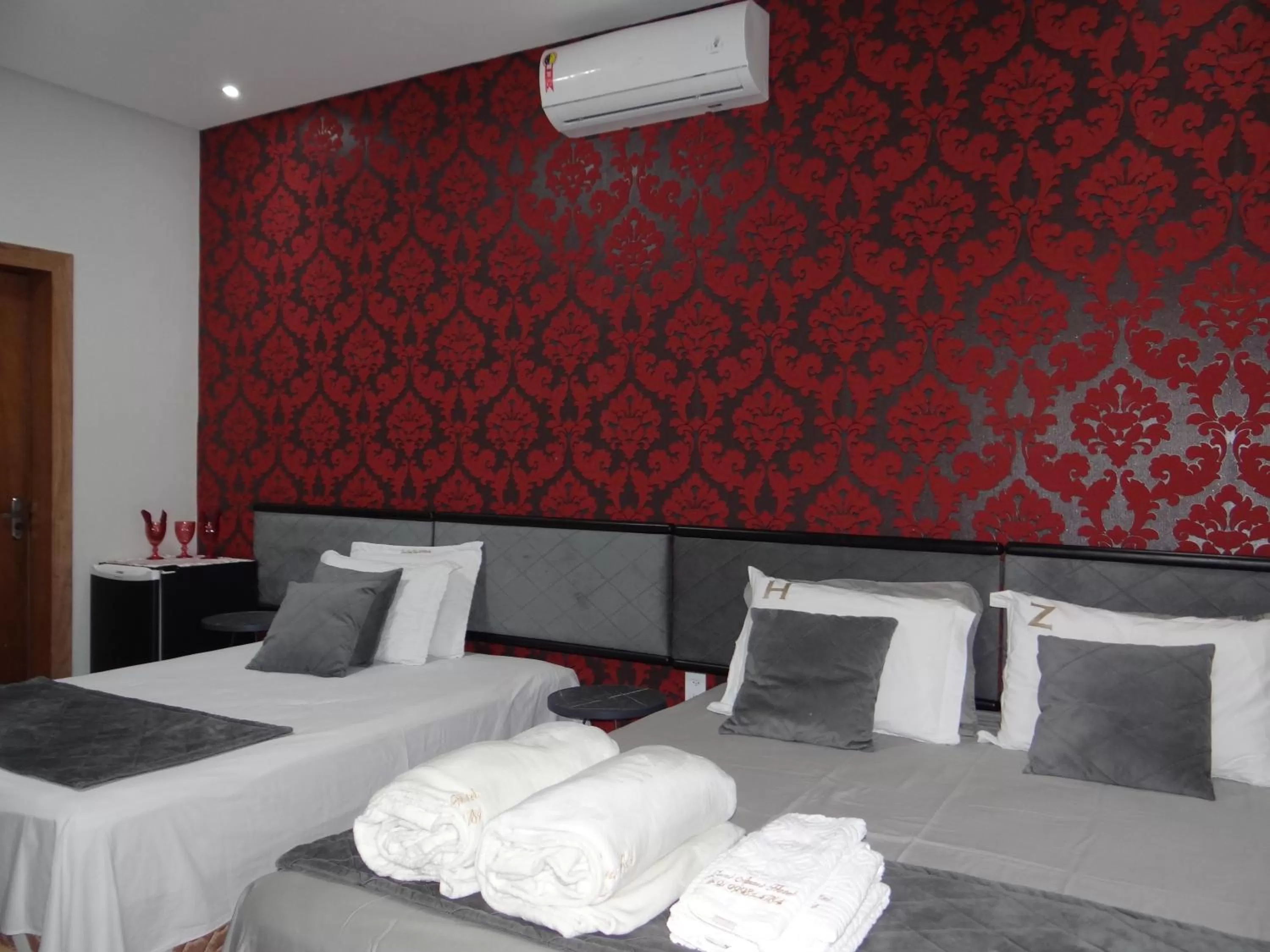 Bed in ZANI APART HOTEL 520i