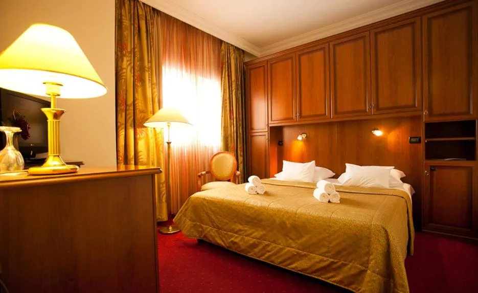 Bedroom, Bed in Hotel Globo