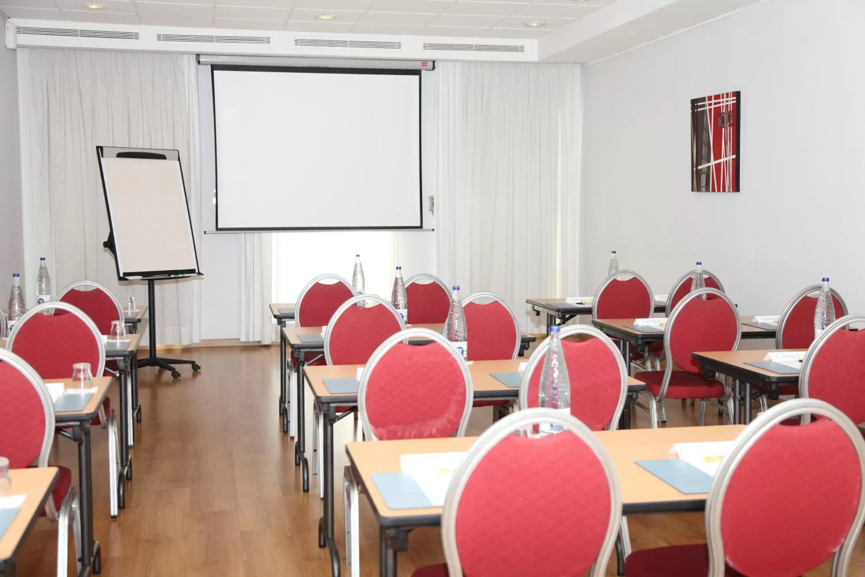 Meeting/conference room in Campanile Barcelona