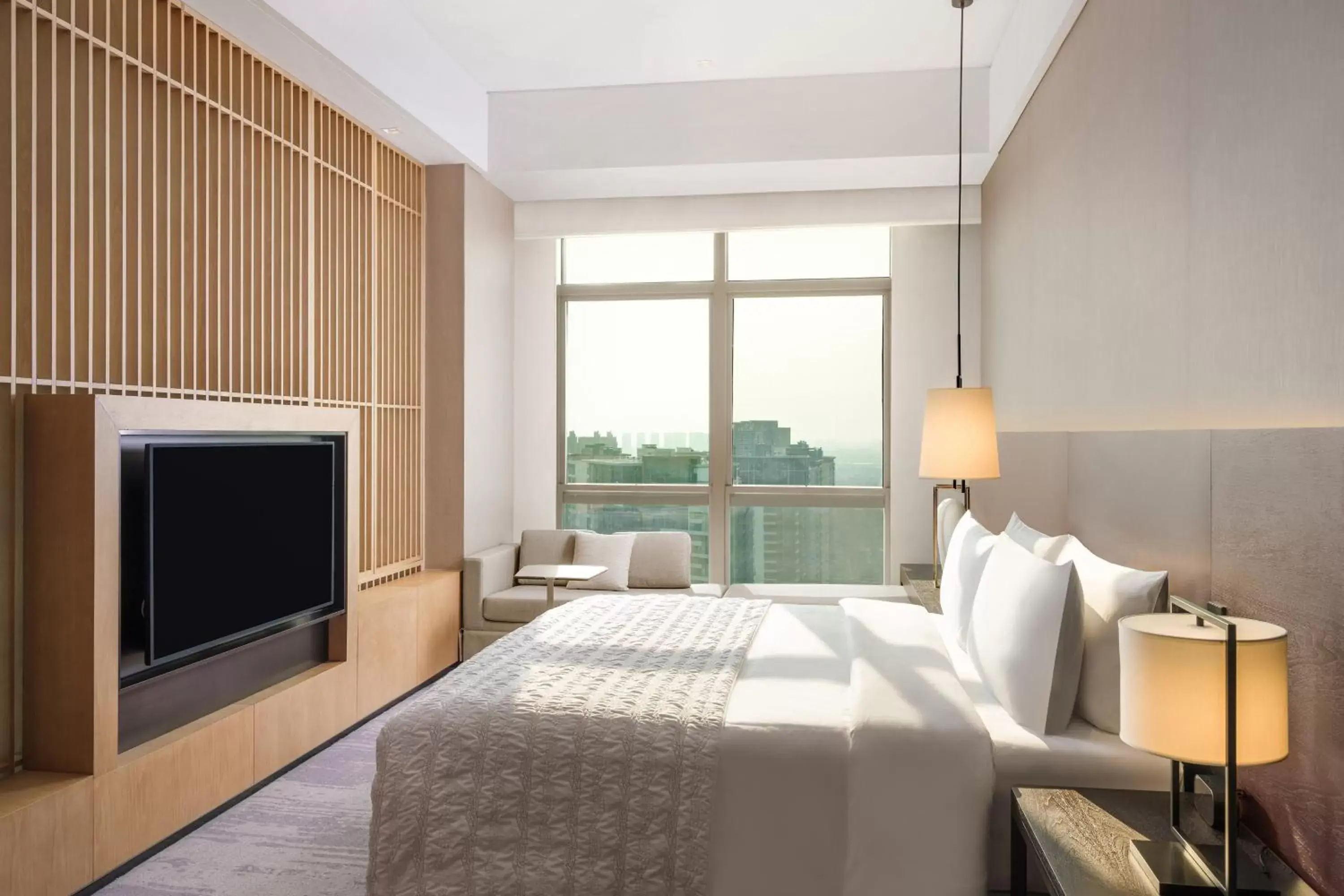 Photo of the whole room, TV/Entertainment Center in Le Meridien Zhongshan