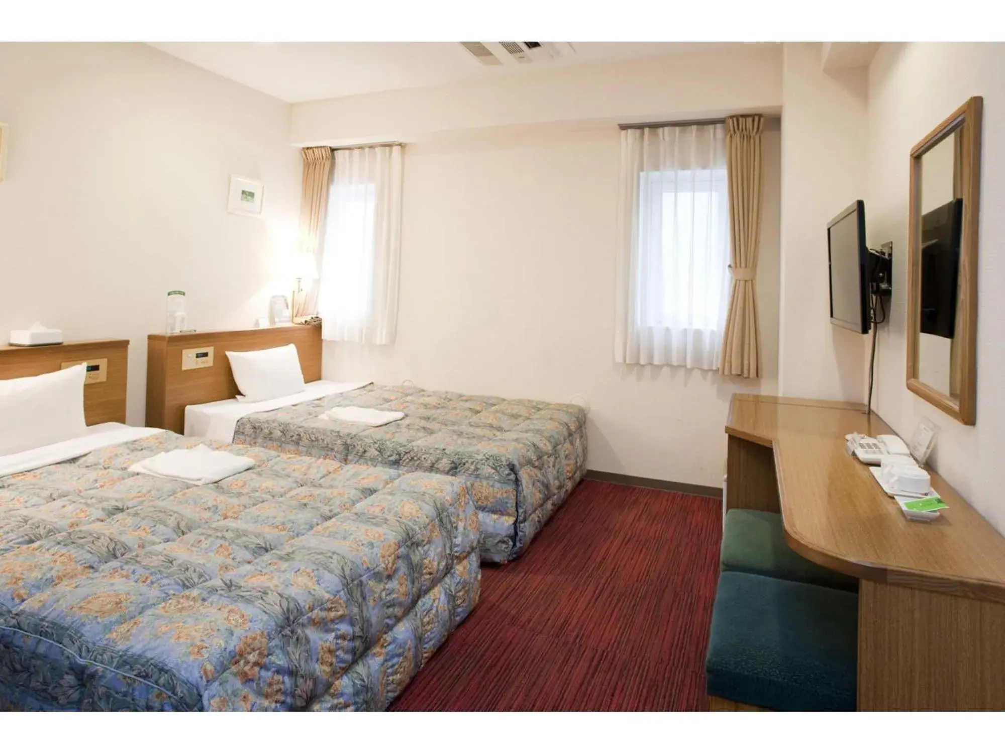 Photo of the whole room, Bed in Benikea Calton Hotel Fukuoka Tenjin