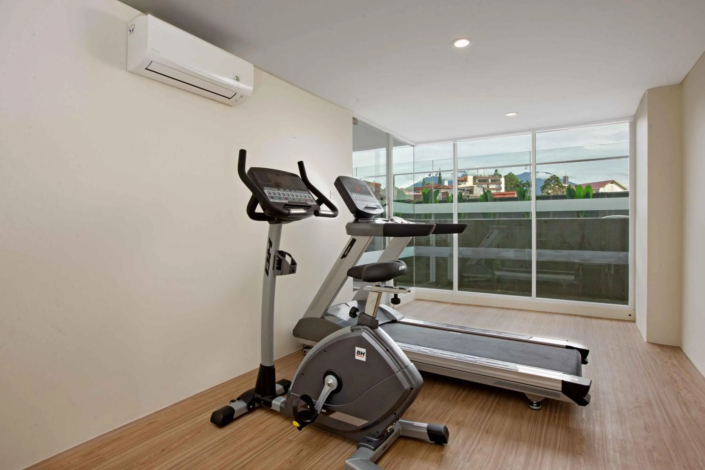 Fitness centre/facilities in Hotel Santika Bukittinggi