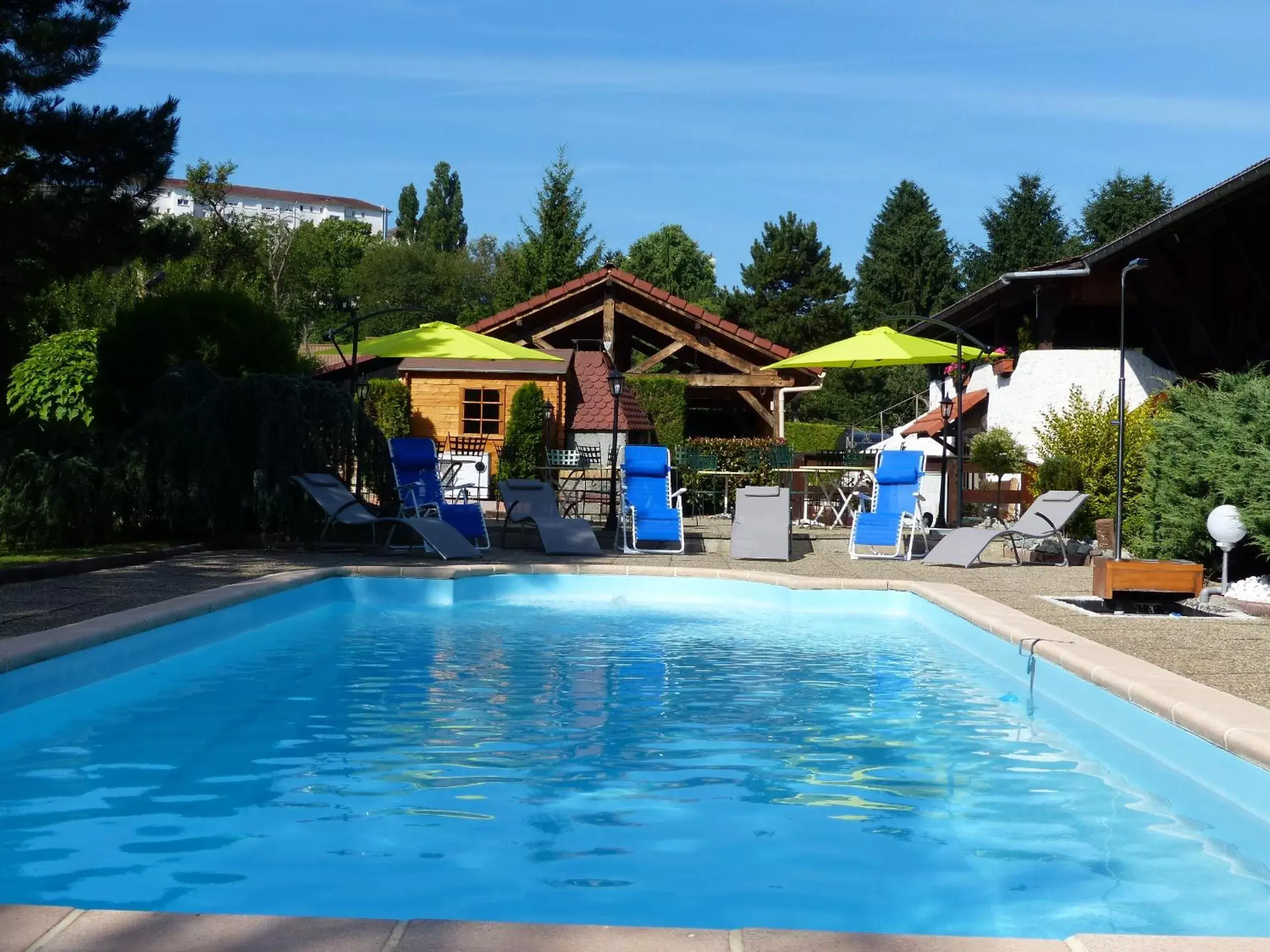 Swimming Pool in La Vieille Ferme