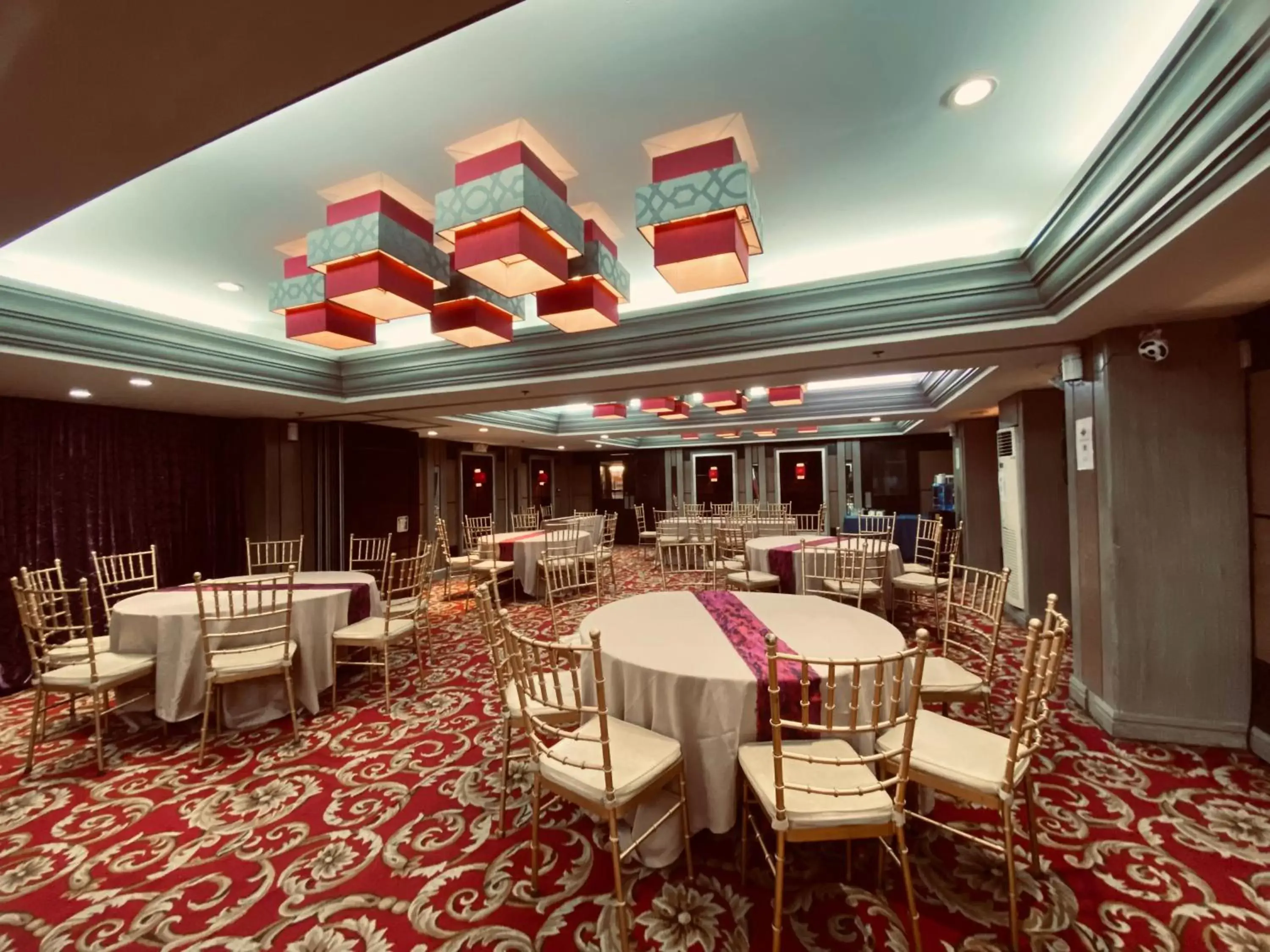 Banquet/Function facilities, Restaurant/Places to Eat in Prime Asia Hotel