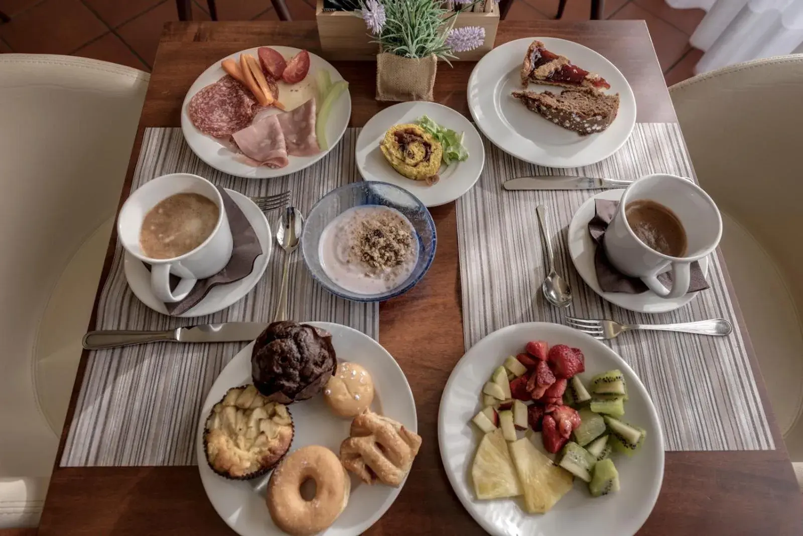 Continental breakfast, Breakfast in Hotel & Restaurant Casolare Le Terre Rosse