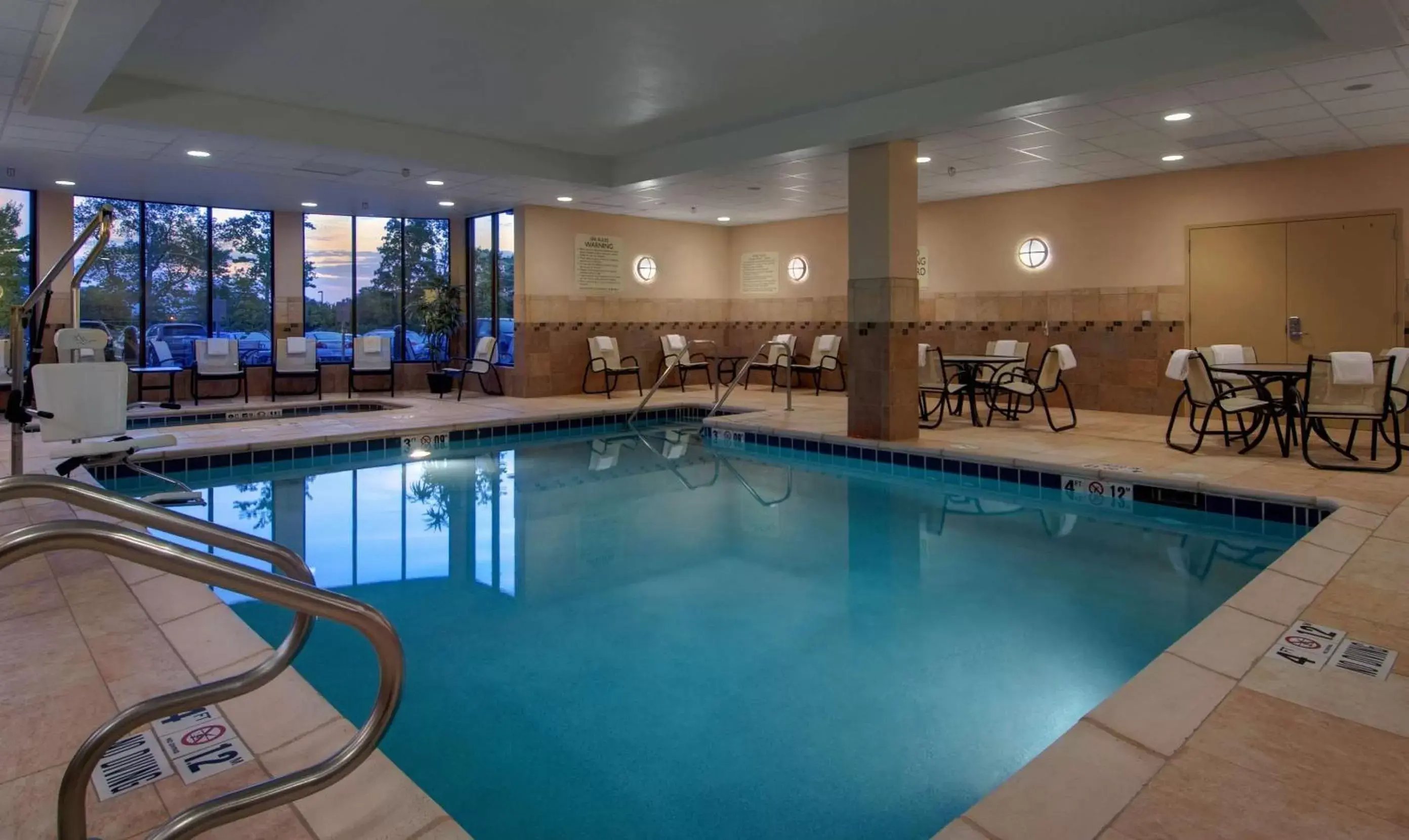 Pool view, Swimming Pool in Hilton Garden Inn Milwaukee Airport